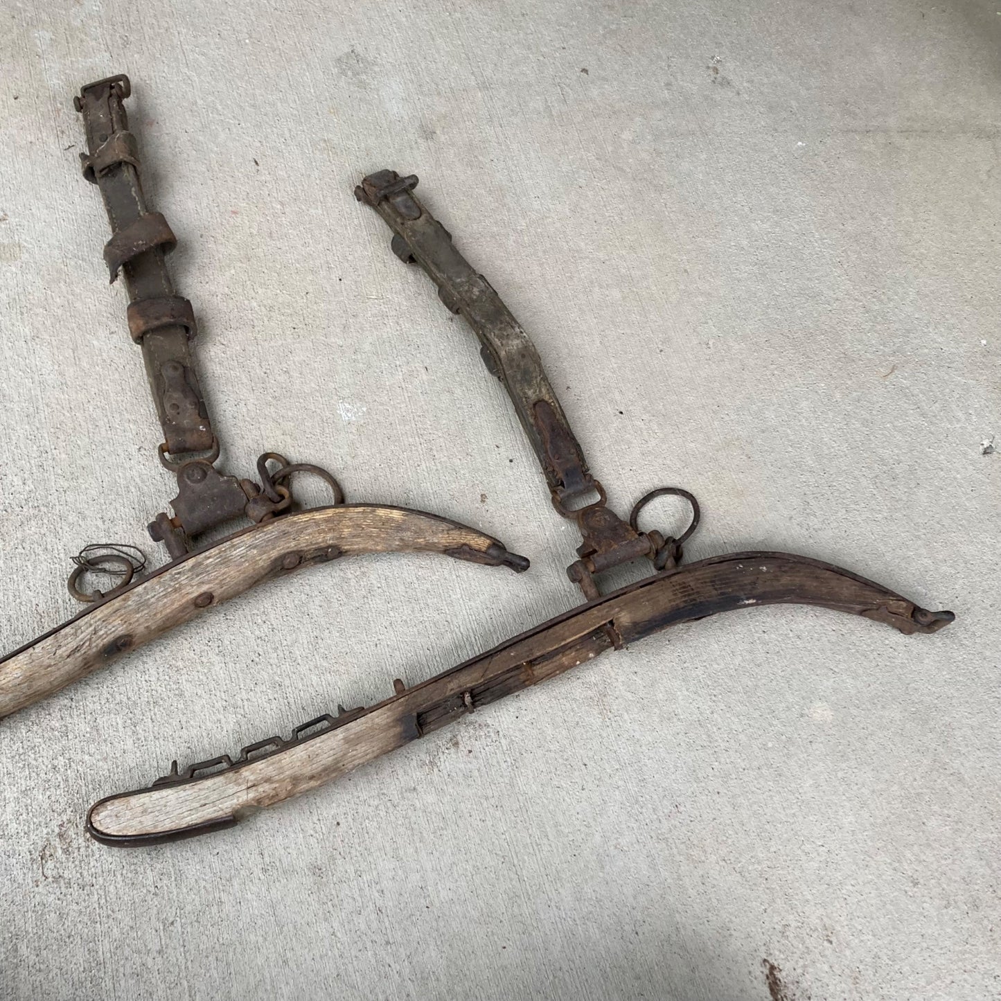Pair Antique Wood Horse Hames w/ Leather Straps Vintage