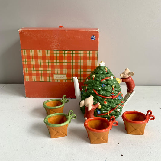 Department 56 Holly Hobbie Toot Puddle Teapot Cups Set Warm Cup of Cheer