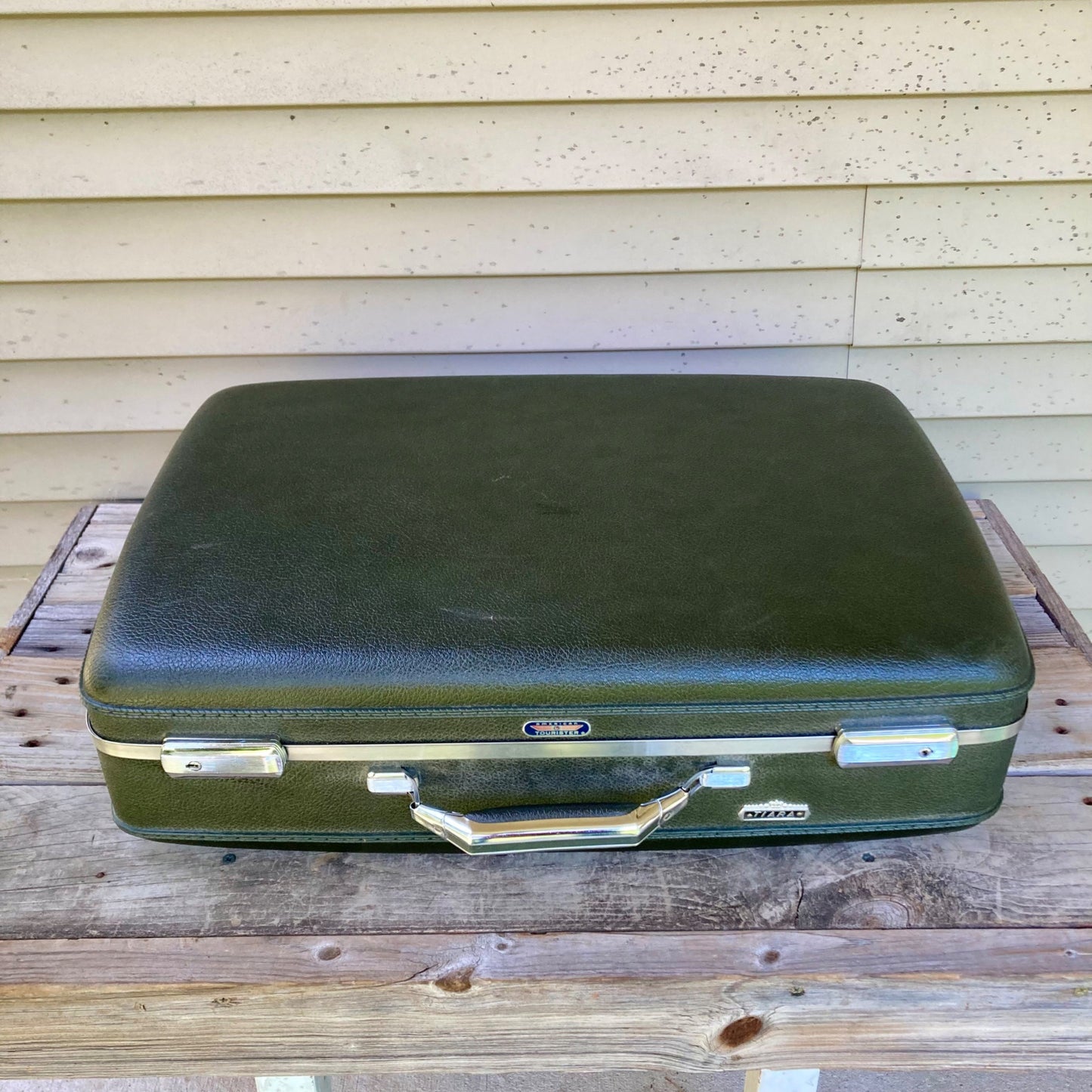 Set 2 Vintage American Tourist Tiara Suitcases Green Hard Shell Luggage NO KEY