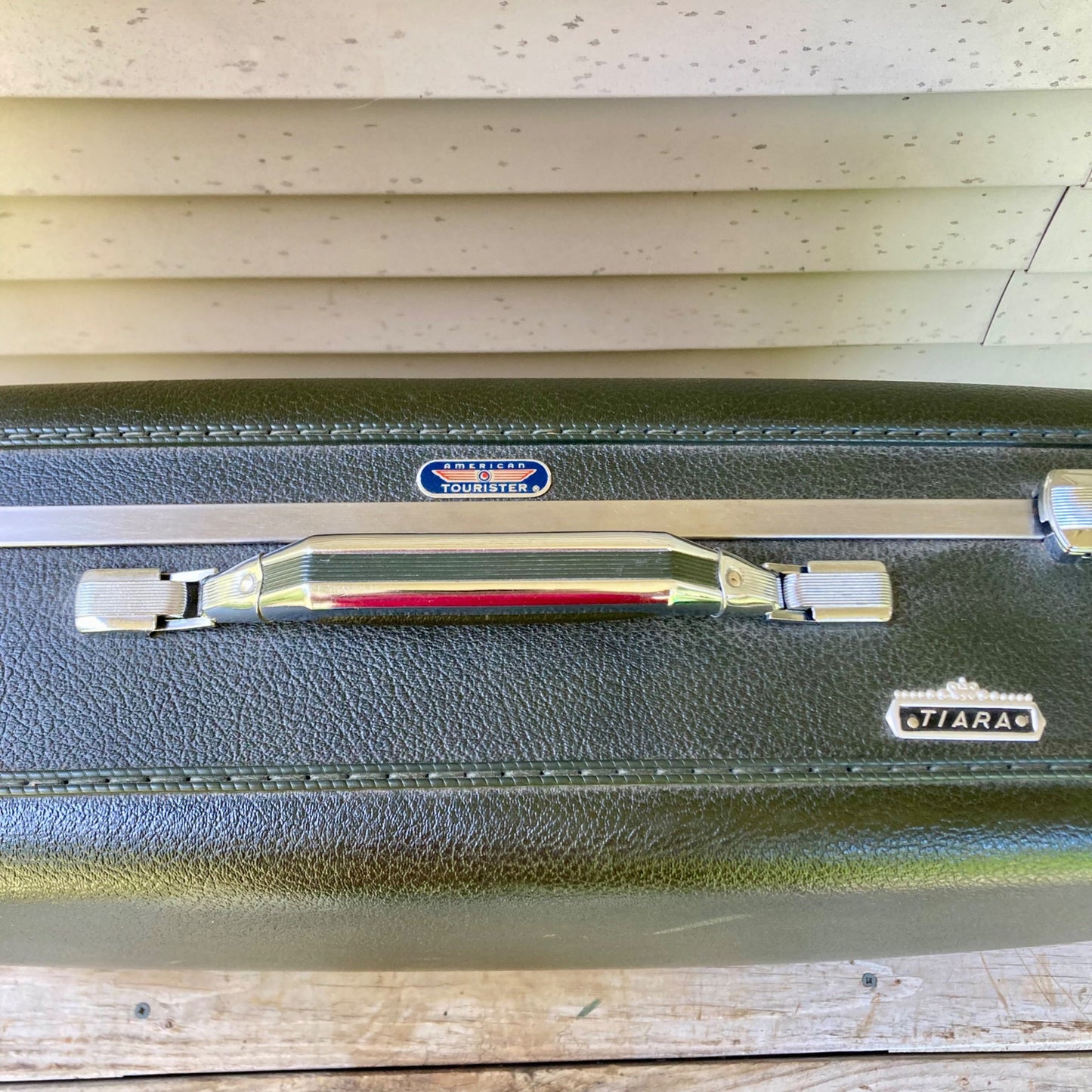 Set 2 Vintage American Tourist Tiara Suitcases Green Hard Shell Luggage NO KEY