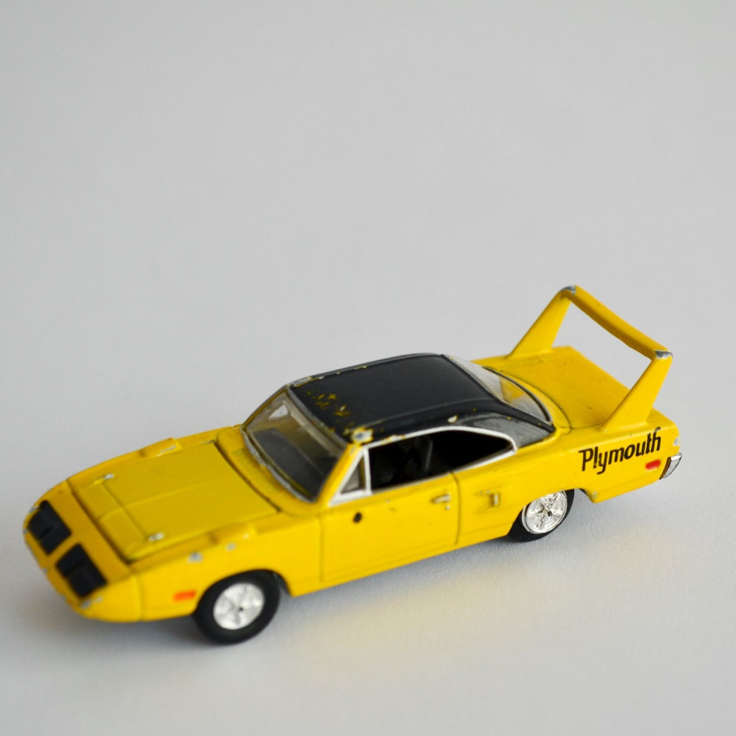 Vintage Racing Champions 1970 Plymouth Superbird Yellow Diecast Car 1/64