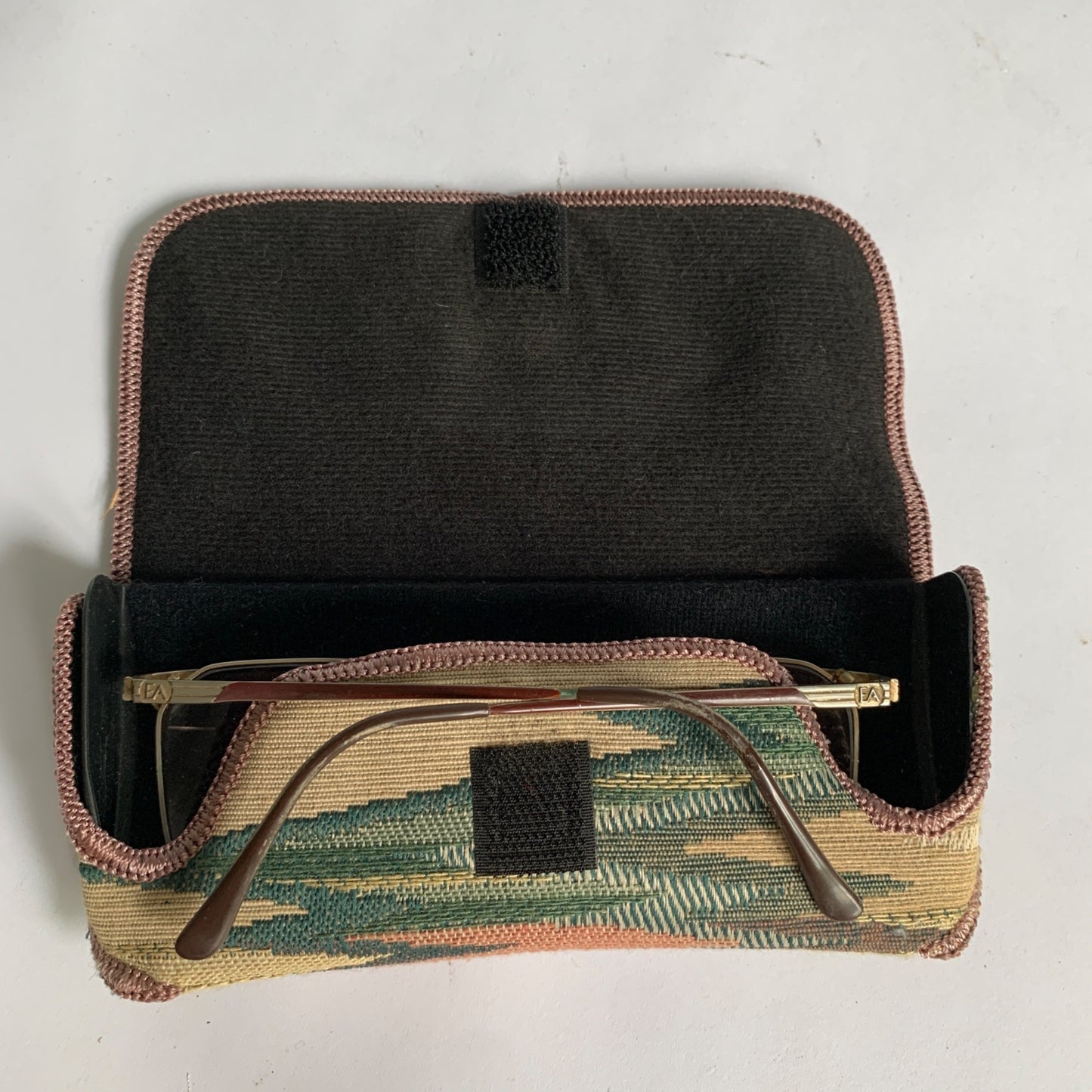 Elizabeth Arden 135 Vintage Glasses Frames and Case