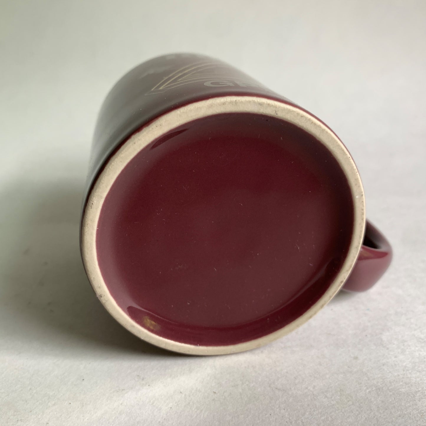 MD-11 GPIRS Burgundy Aviation Airplane Ceramic Coffee Mug