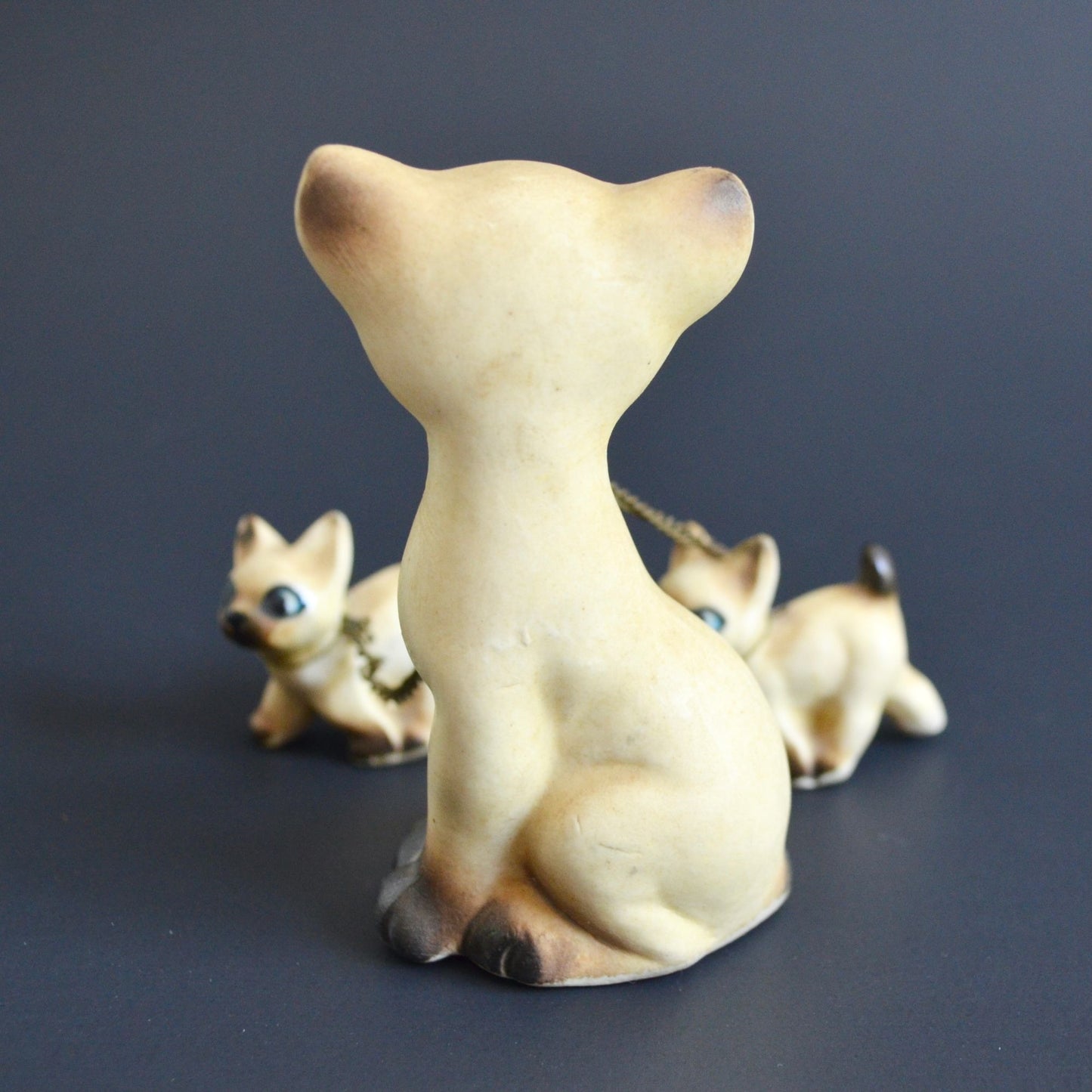 Victoria Ceramics Japan Siamese Cat Kittens Chained Vintage Figurine
