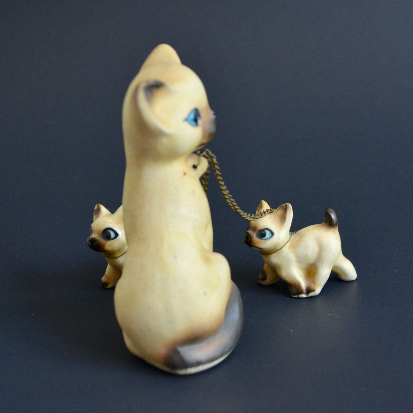 Victoria Ceramics Japan Siamese Cat Kittens Chained Vintage Figurine