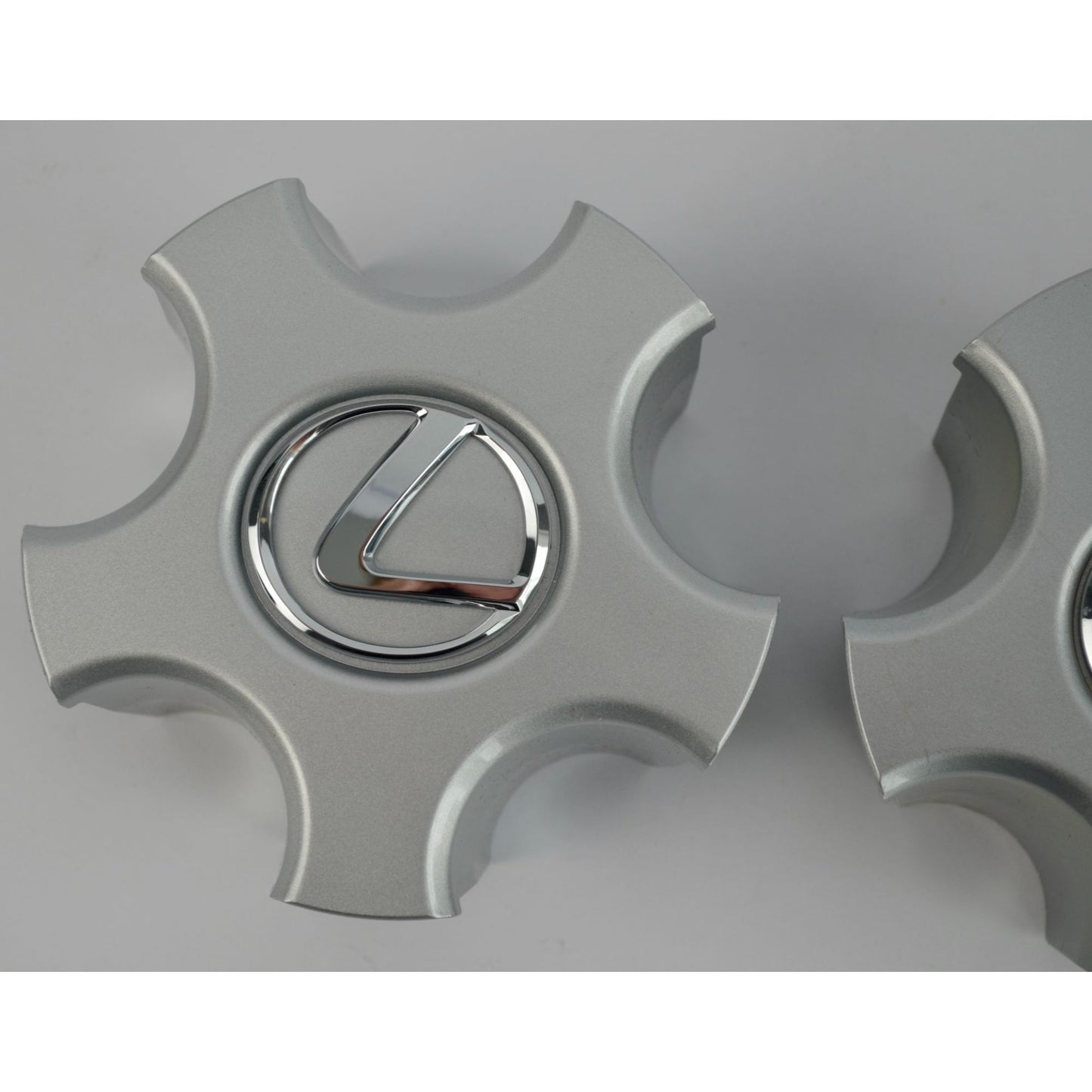 Pair of 2001-2003 Lexus LS430 Center Caps Part No. 2412, 2450 LS 430