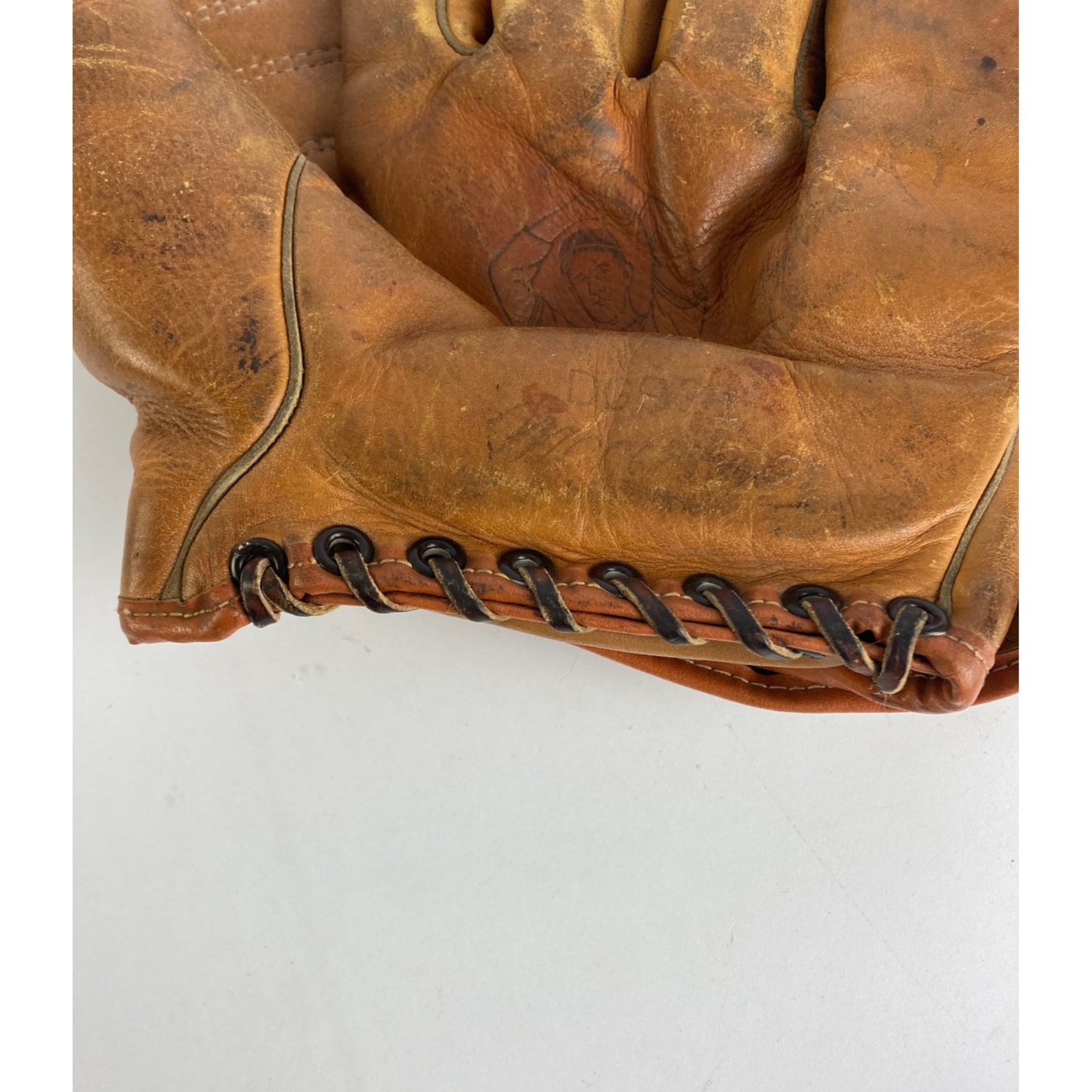 Vintage MacGregor Johnny Kucks NY Yankees DG921 Baseball Glove Mitt
