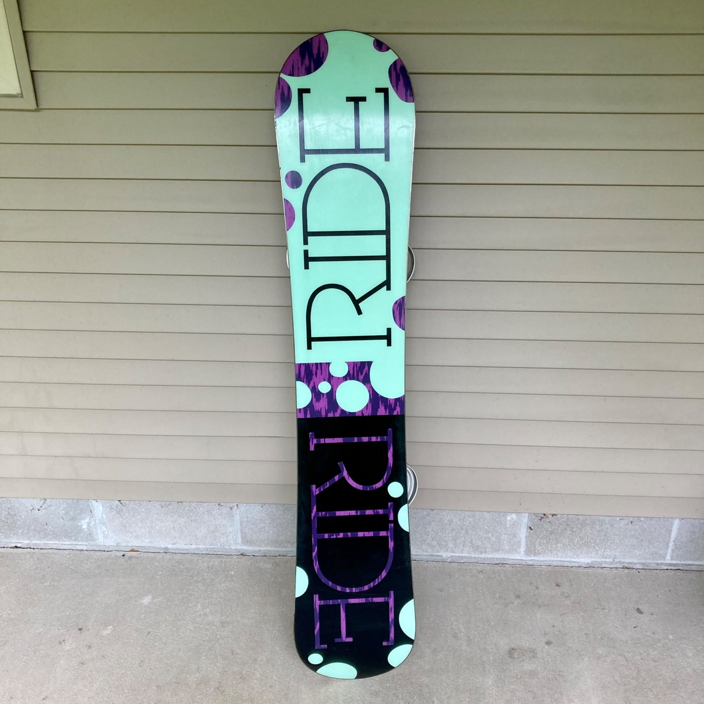 Ride Compact 150 cm Women's Snowboard w/ Ride VXN Bindings M