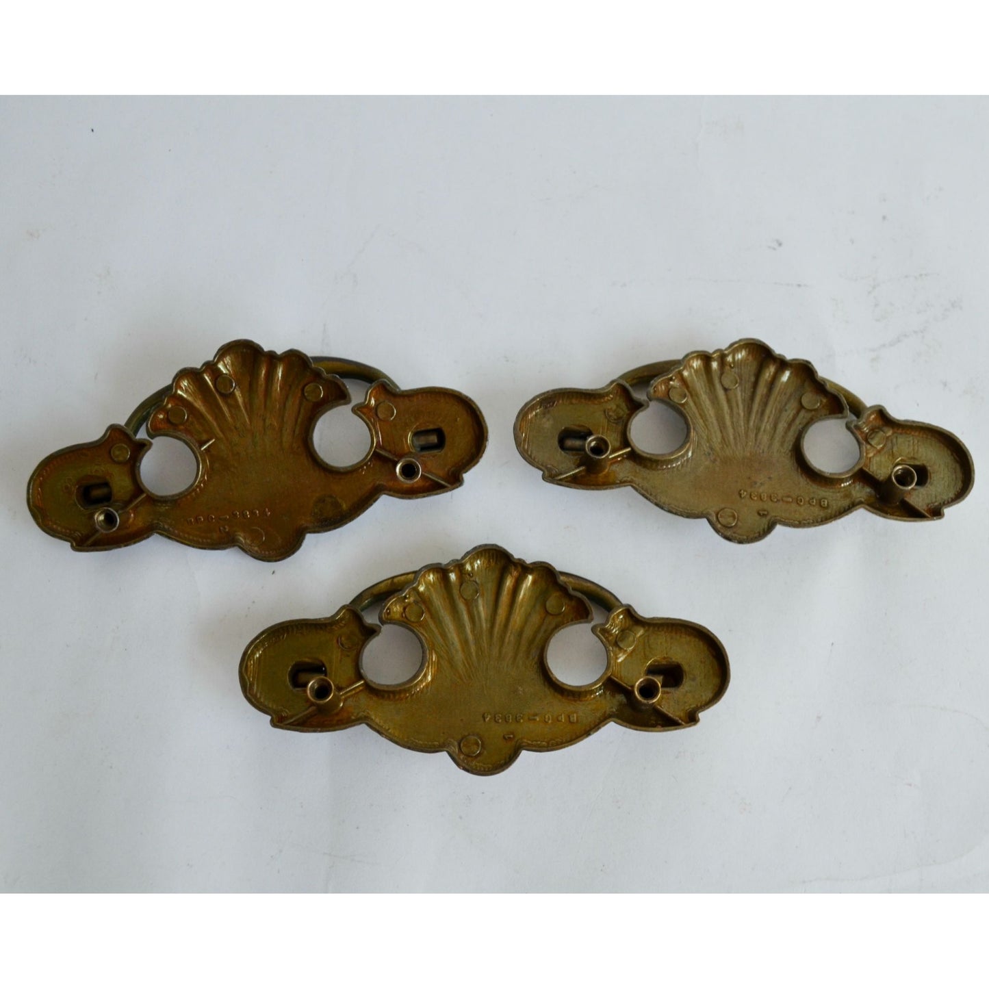 Vintage 3 Brass Drawer Pulls Bat Wing Shell Chippendale 3" Handles