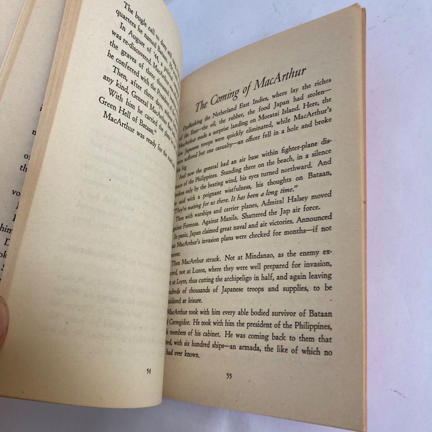 Vintage 1945 The MacArthur Story Book by Mary Muggah/Paul Raihle WWII Douglas