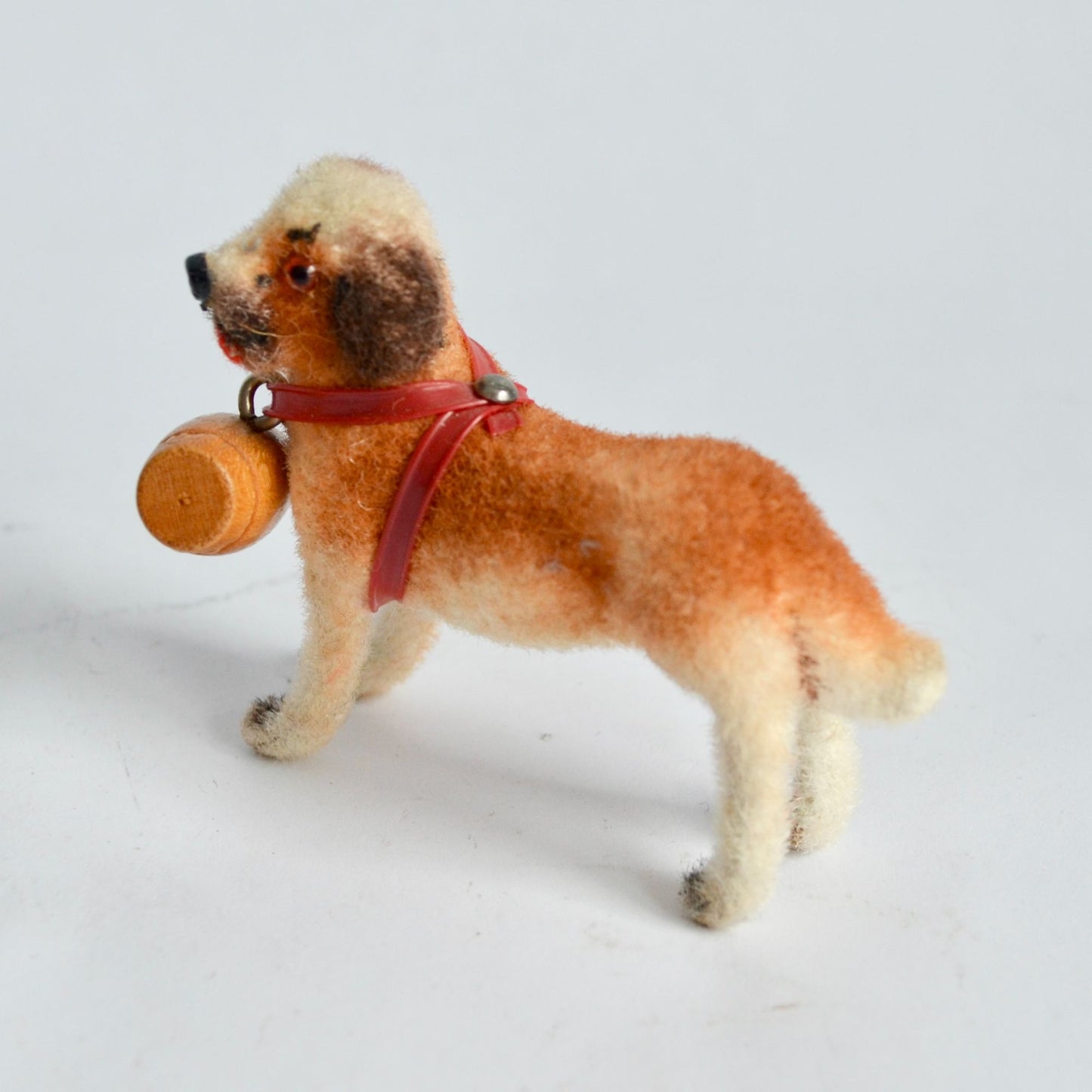 Vintage Wagner Kunstlerschutz Handwork West Germany Saint Bernard Dog Figurine