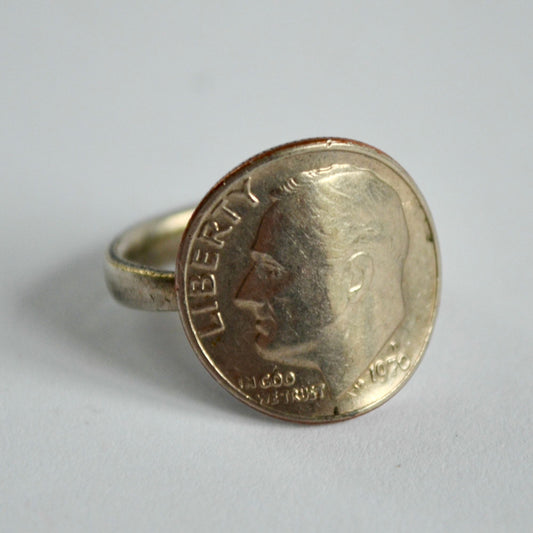1970 US Dime Ring Vintage Size 4.5