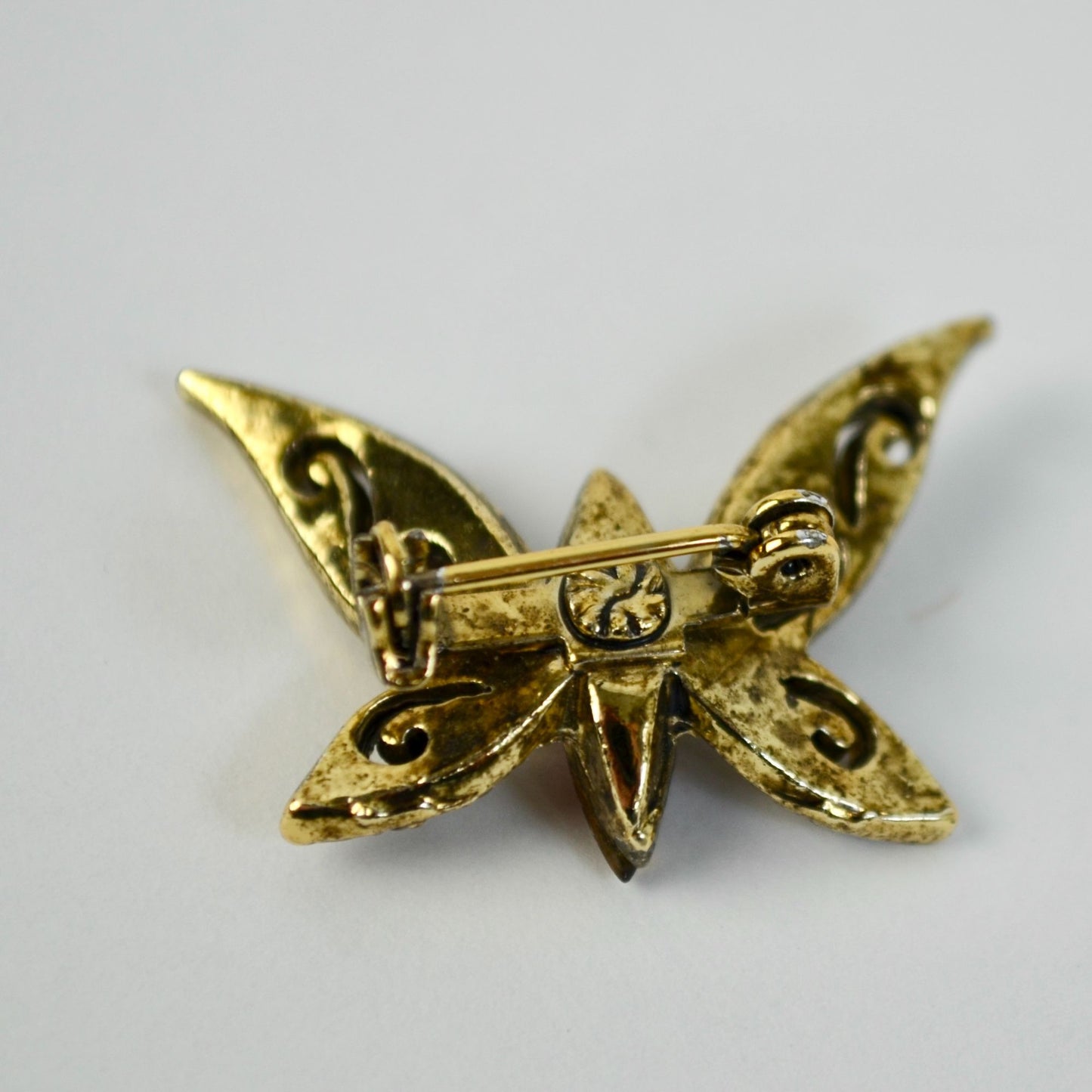 Vintage Butterfly Brooch Gold Toned Brown Rhinestone