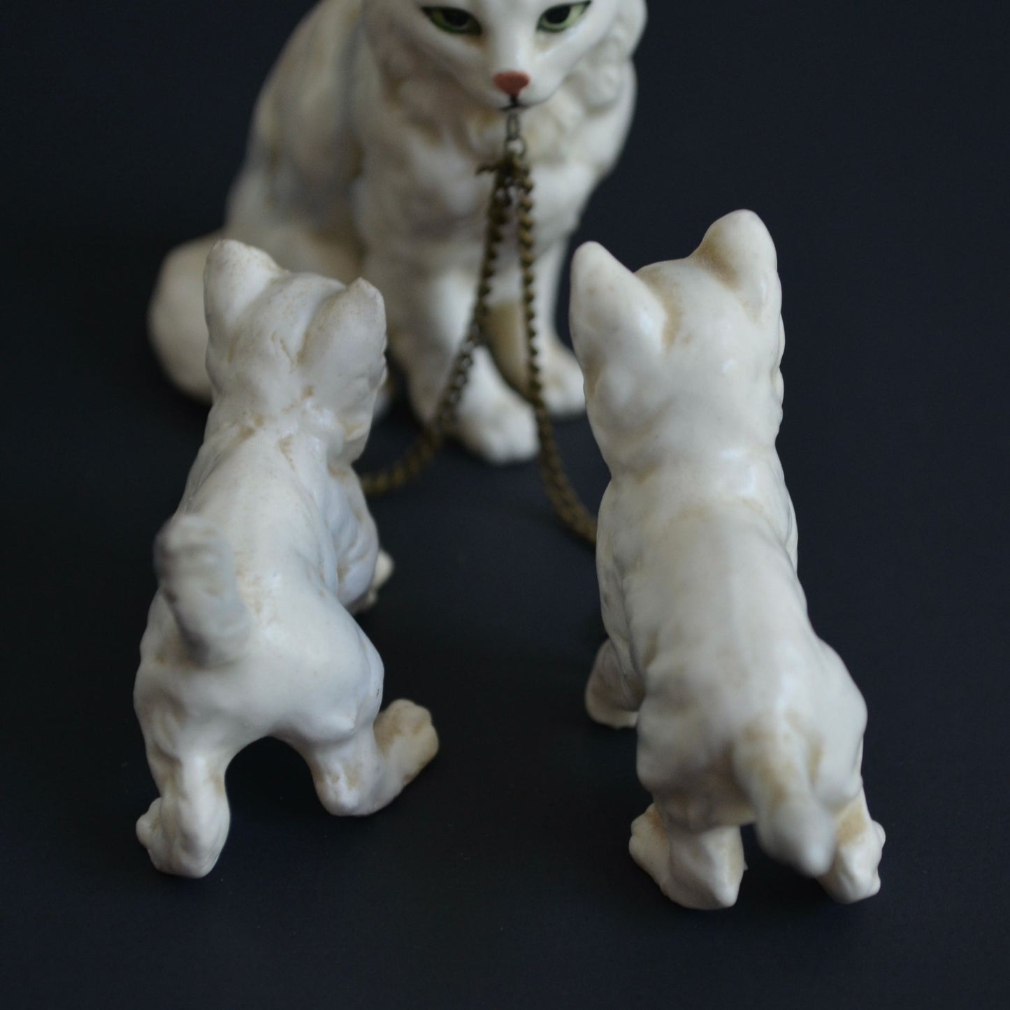 Vintage White Cat Kittens Chained Ceramic Figurines Japan