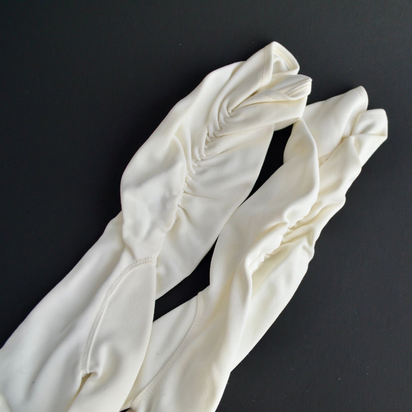 Vintage Women's White Ruched Gloves 3/4 Length