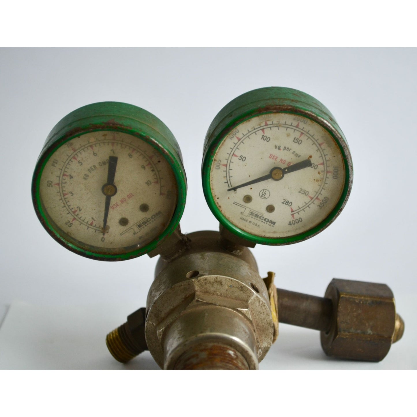 Vintage Tescom Gauge Regulator Set Model # H1910-540 Welding
