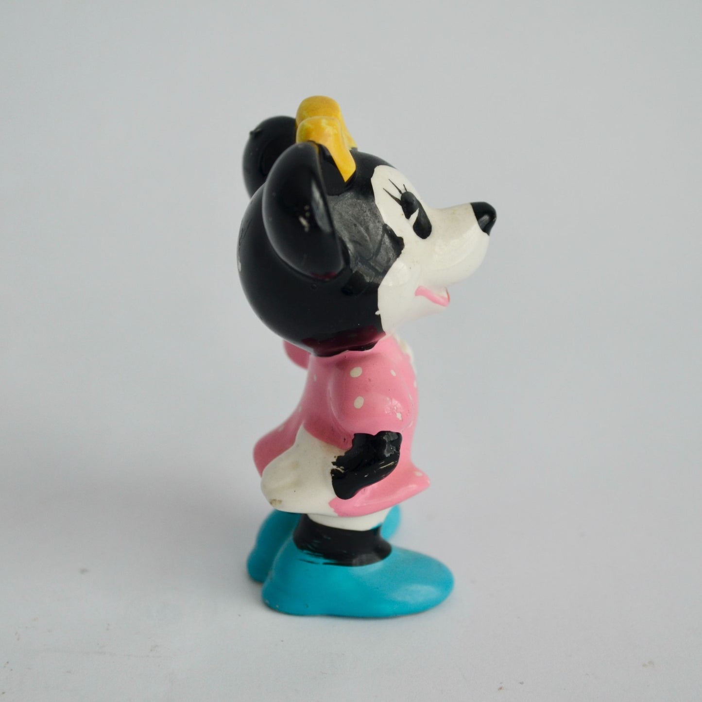 Vintage Disney Japan Minnie Mouse Figurine Ceramic Pink Shirt