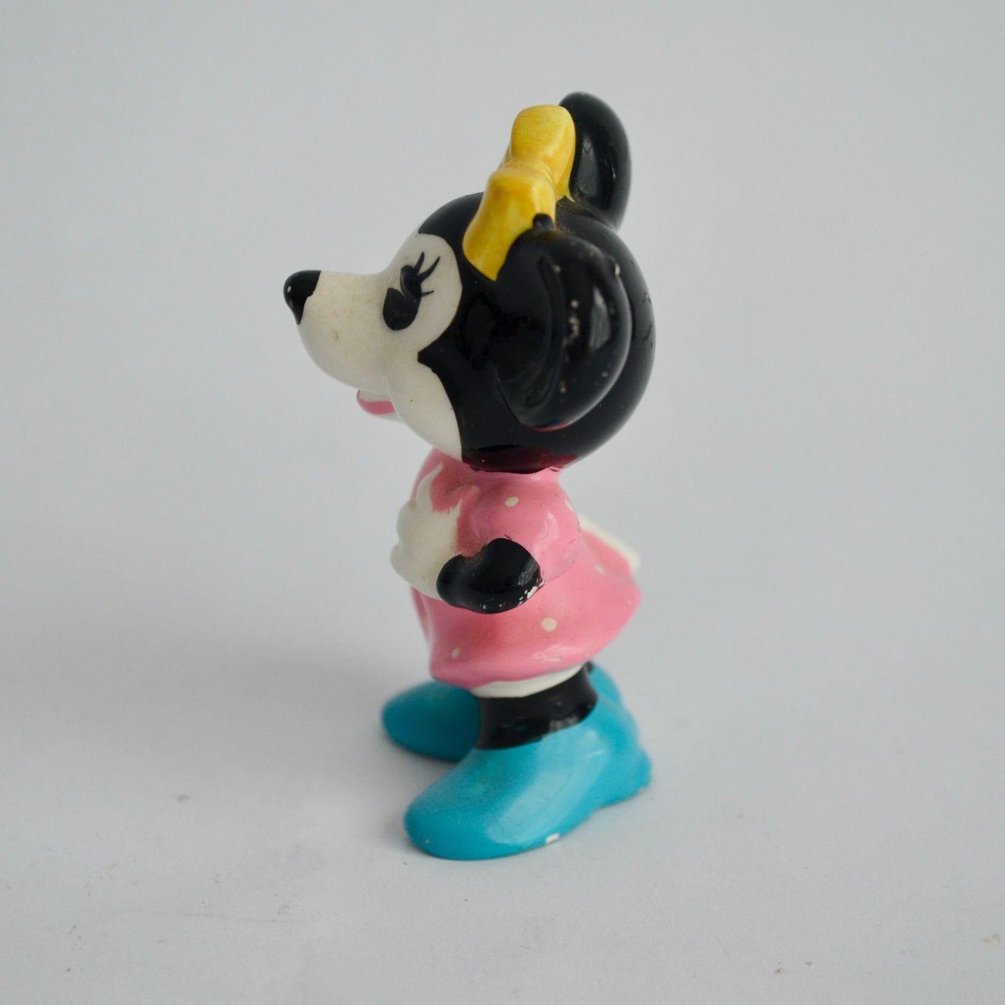 Vintage Disney Japan Minnie Mouse Figurine Ceramic Pink Shirt
