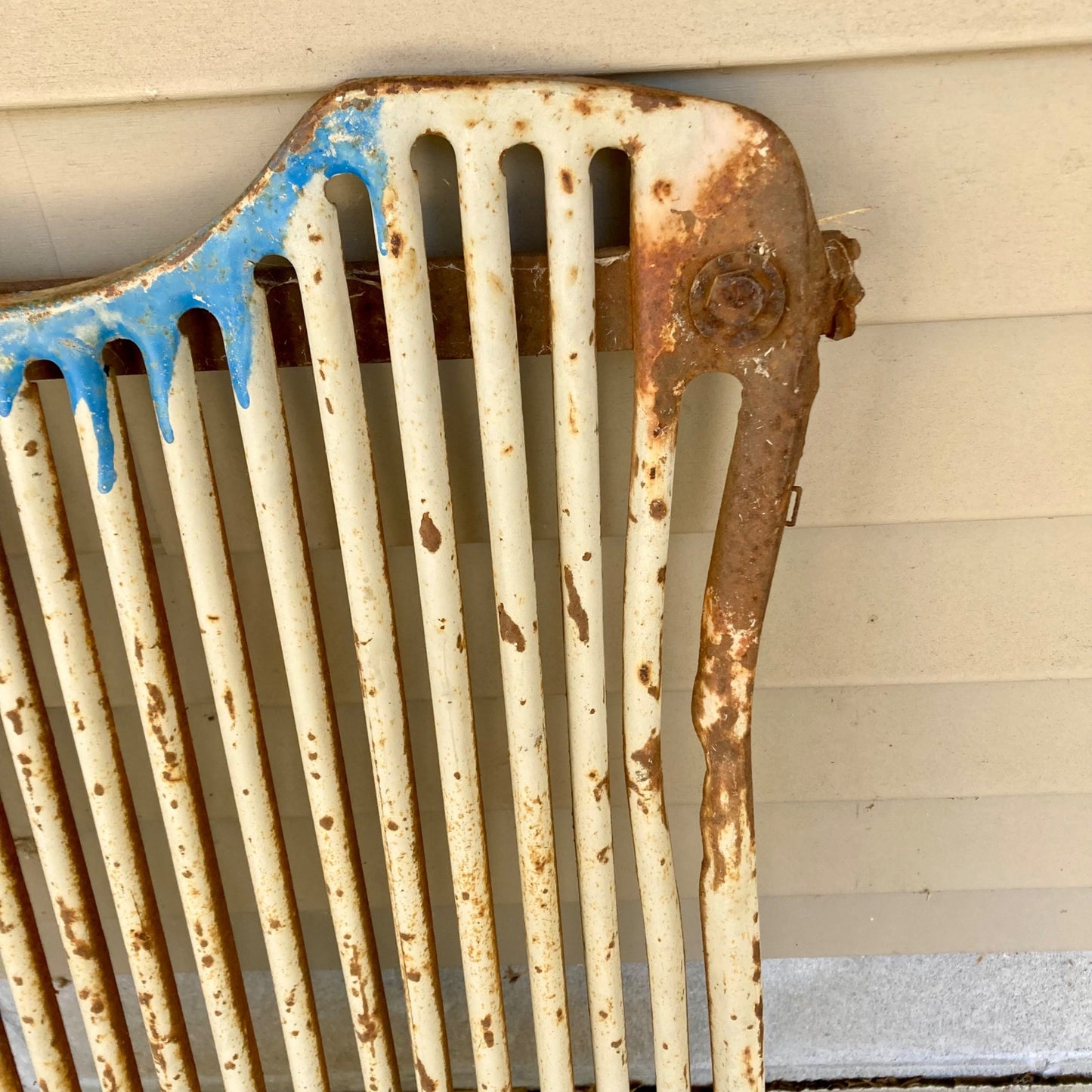 Vintage Jubilee Ford Tractor Grill 600 601 800 801 NAA 1950's FOR PARTS/REPAIR