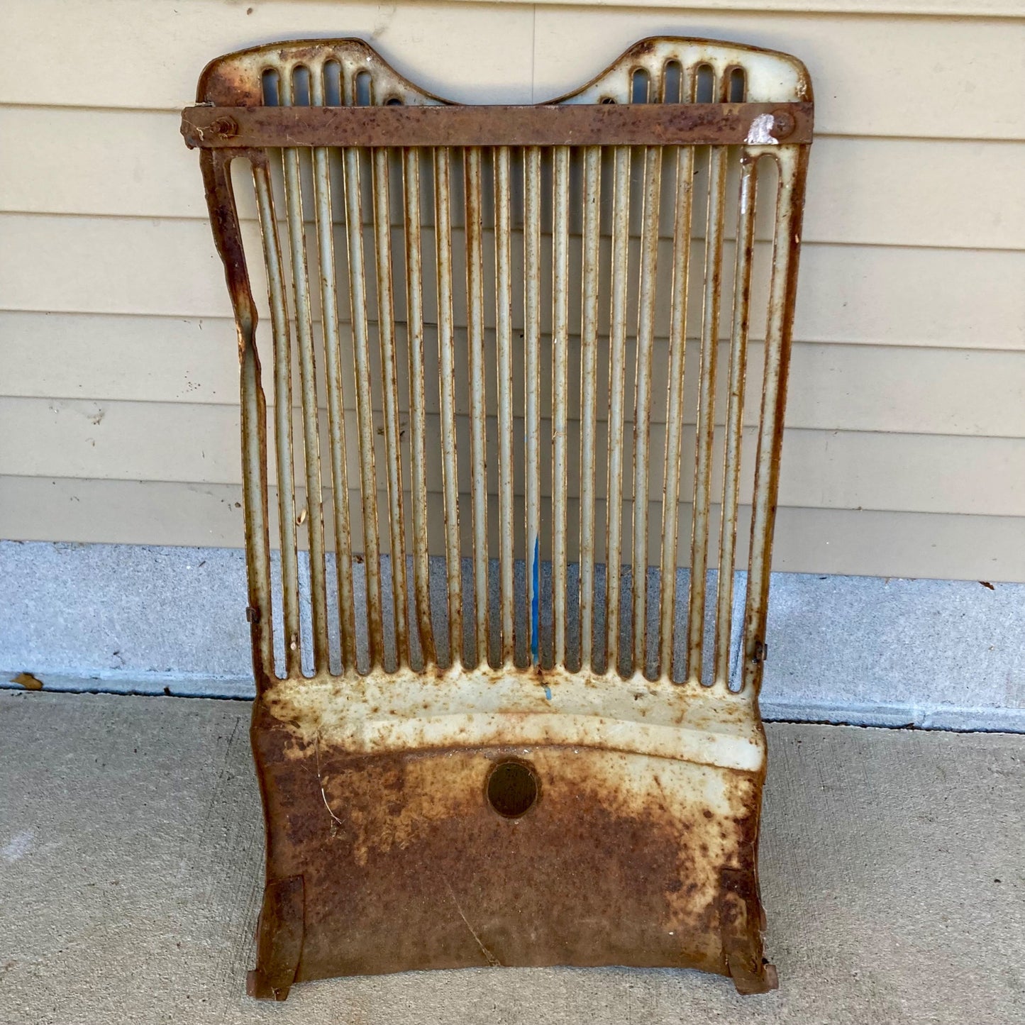 Vintage Jubilee Ford Tractor Grill 600 601 800 801 NAA 1950's FOR PARTS/REPAIR