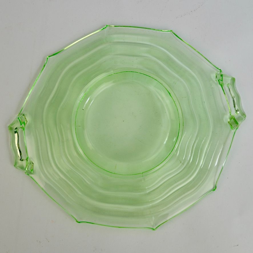 Jenkins Ocean Wave Vaseline Uranium Glass Cake Plate Handled Vintage