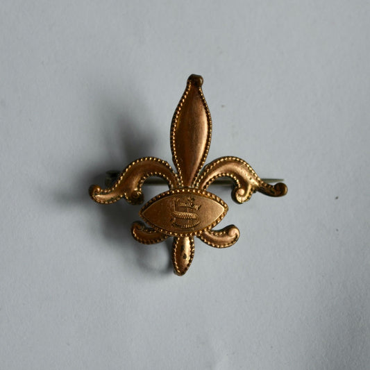 Vintage Fleur De Lis Gold Toned Brooch Pin Estate Find Marked "W" on Back