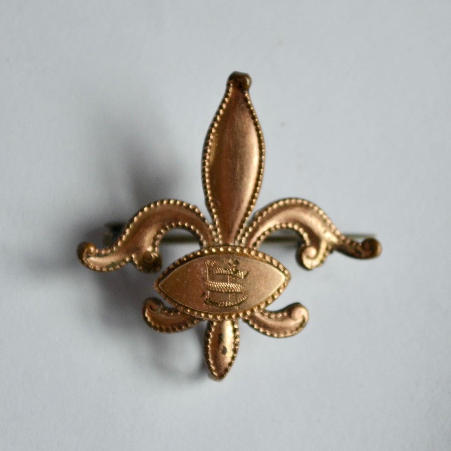 Vintage Fleur De Lis Gold Toned Brooch Pin Estate Find Marked "W" on Back