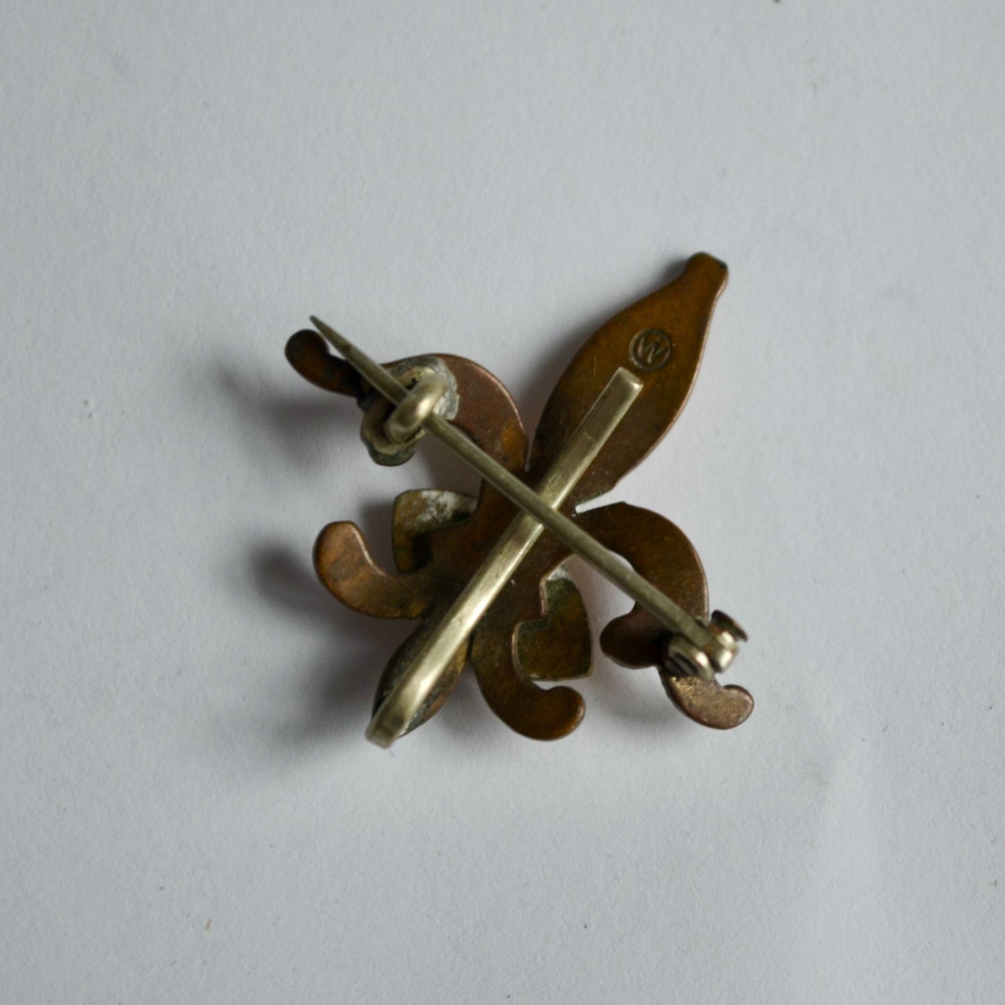 Vintage Fleur De Lis Gold Toned Brooch Pin Estate Find Marked "W" on Back