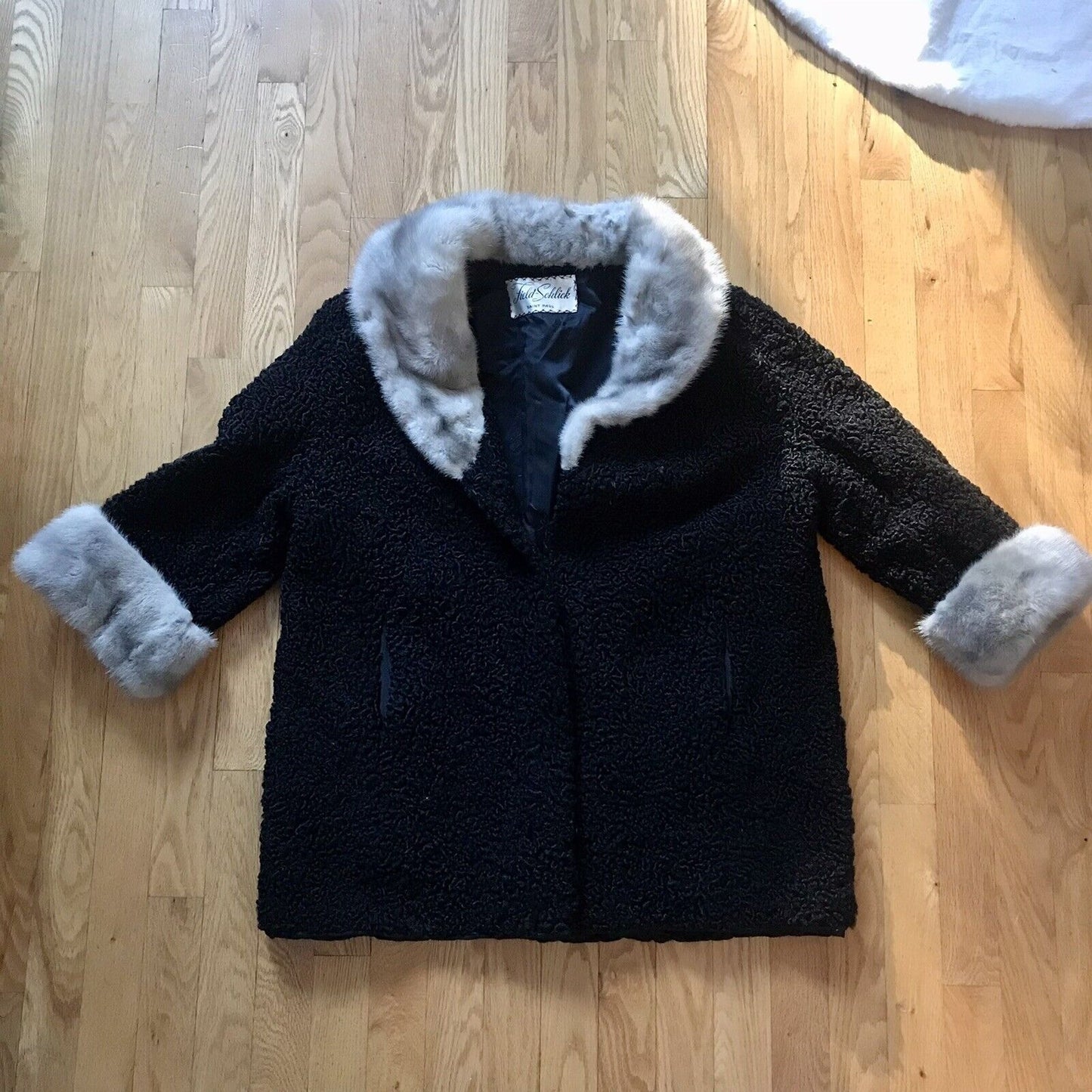Vintage 1930's-1940's Field & Schlick Lambswool Jacket w/ Fur Cuffs & Collar