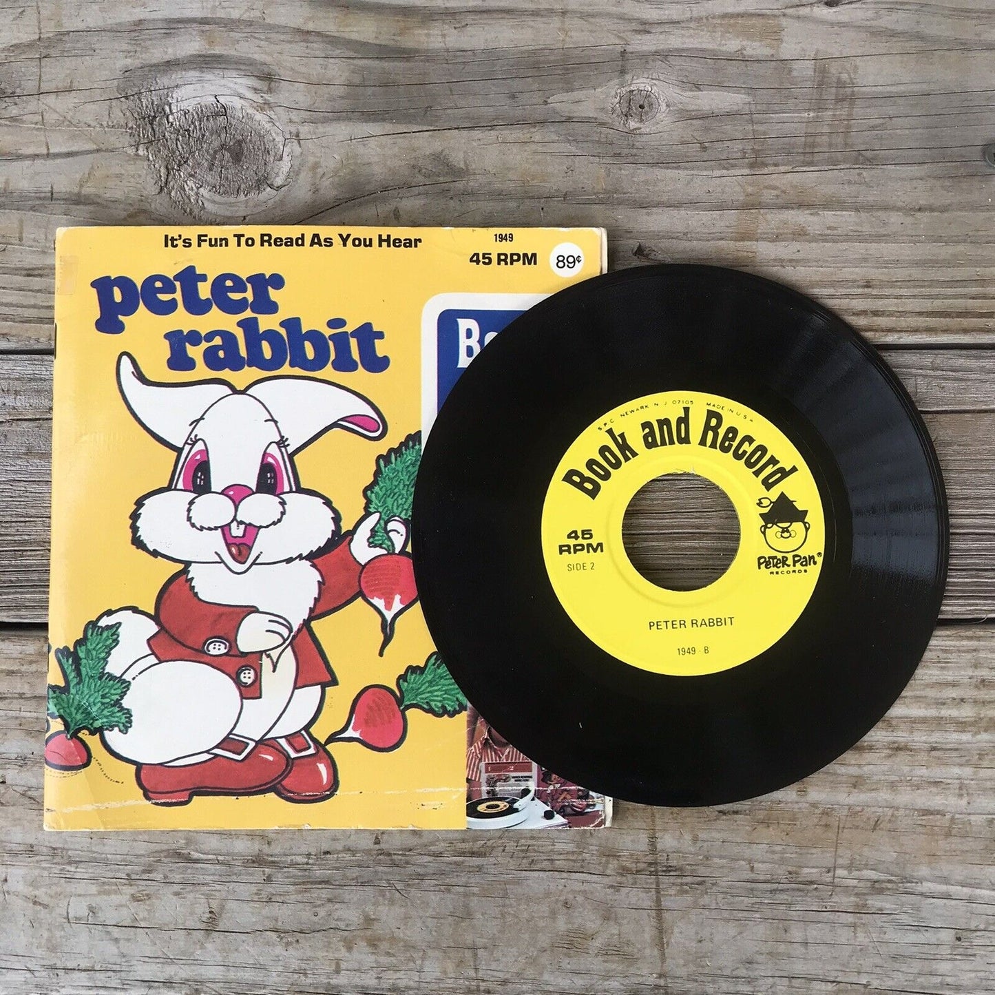 Vintage 1971 Peter Rabbit Book & Record 45 RPM