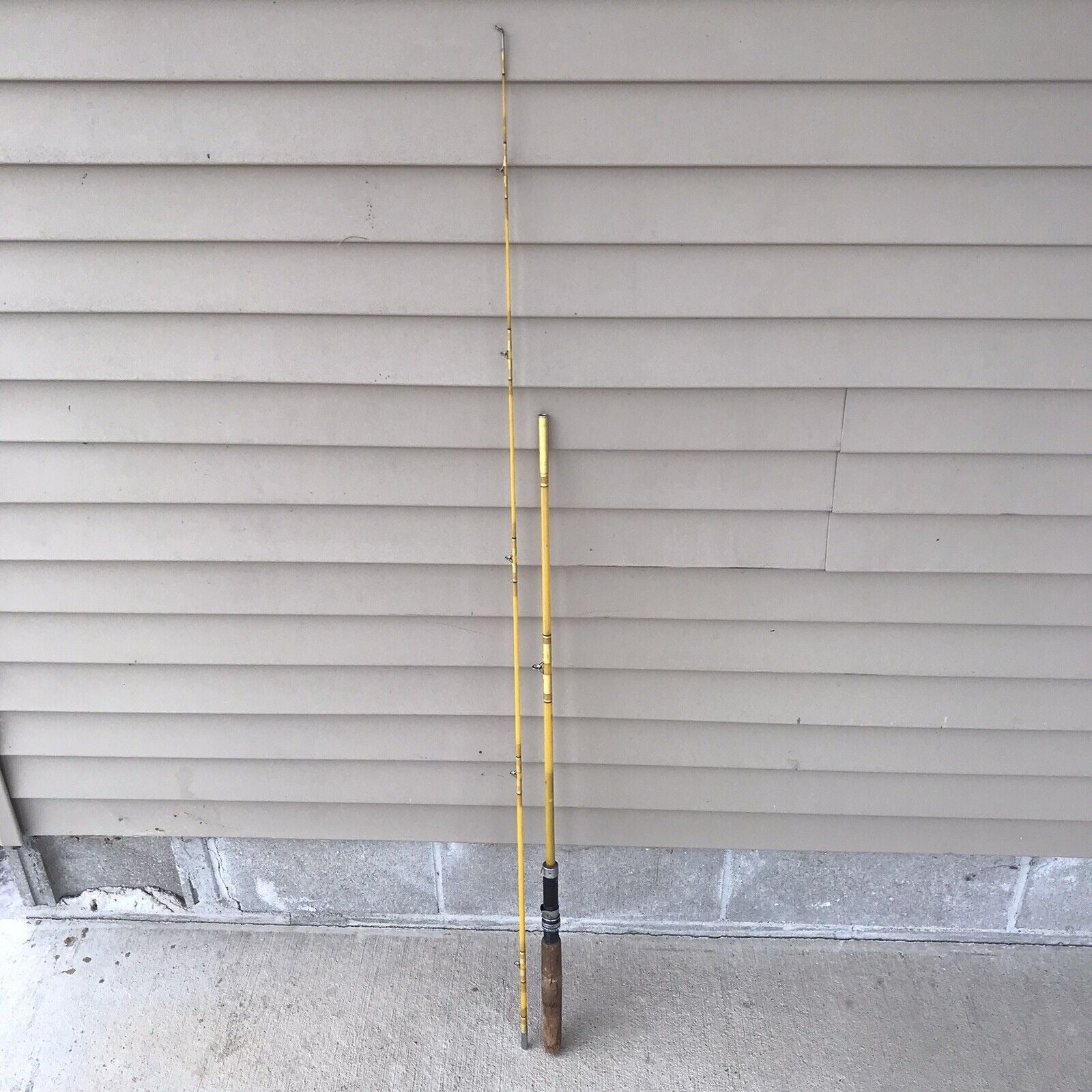 Vintage Unknown Manufacture Fishing Rod- Yellow Fiberglass, Made In Ja –  Sunrise Pickers