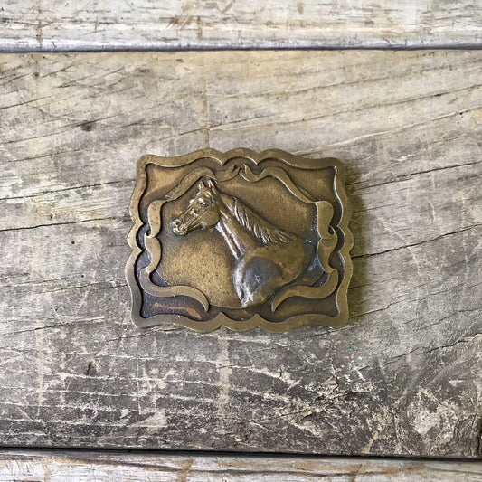 Vintage 1978 Indiana Metal Craft Horse Belt Buckle F88 “Winner’s Circle”