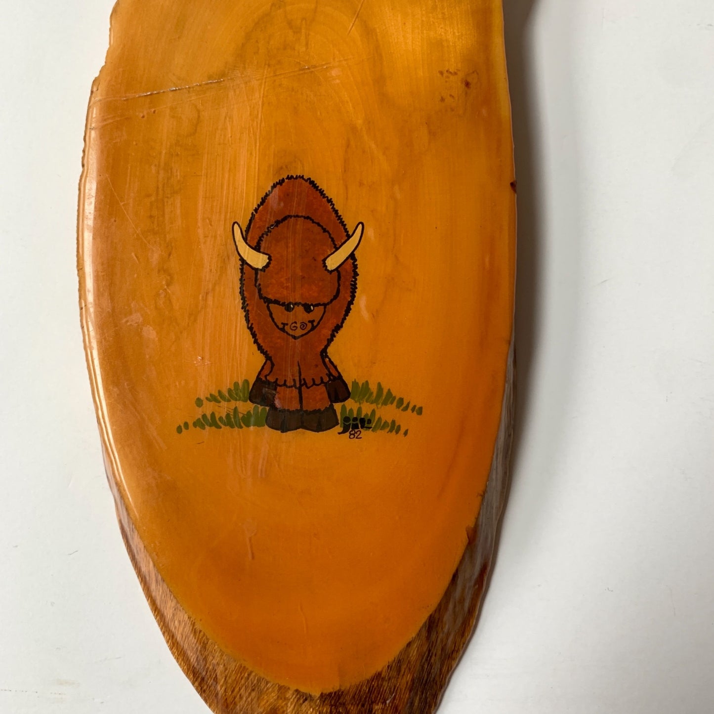 Vintage 1982 Adorable Painted American Bison on Wood Slice