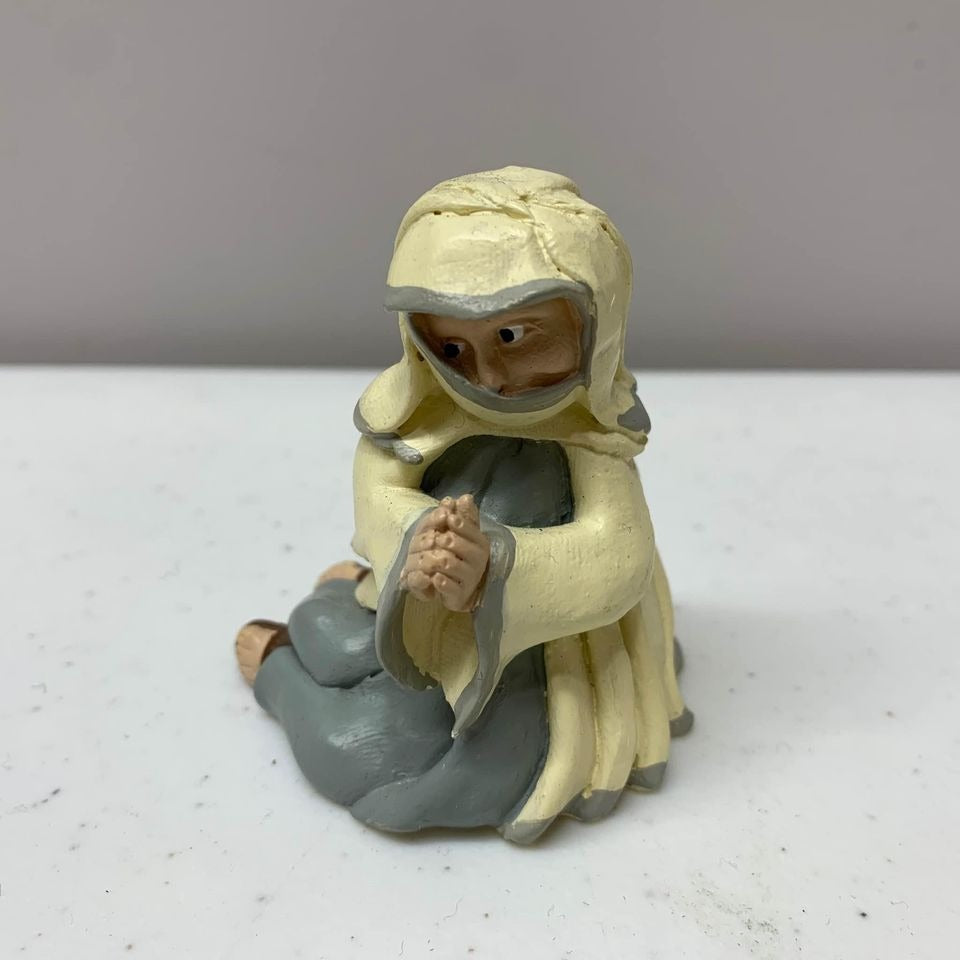 Enesco The Bethlehem Experience Mary Born in a Manger Figurine 949930 Dennis Brown