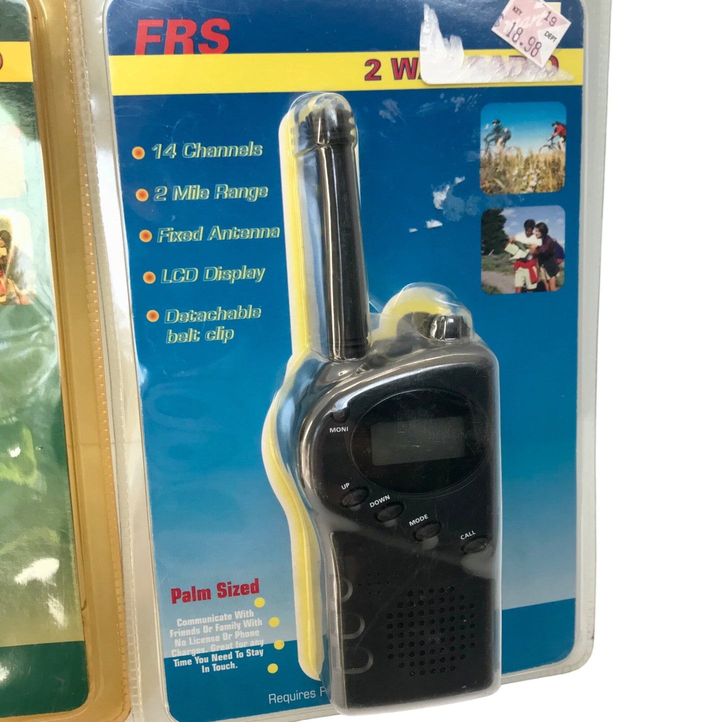 Pair Of FRS 2-Way Radios 14 Channels 2-Mile Range Walkie-talkies NOS