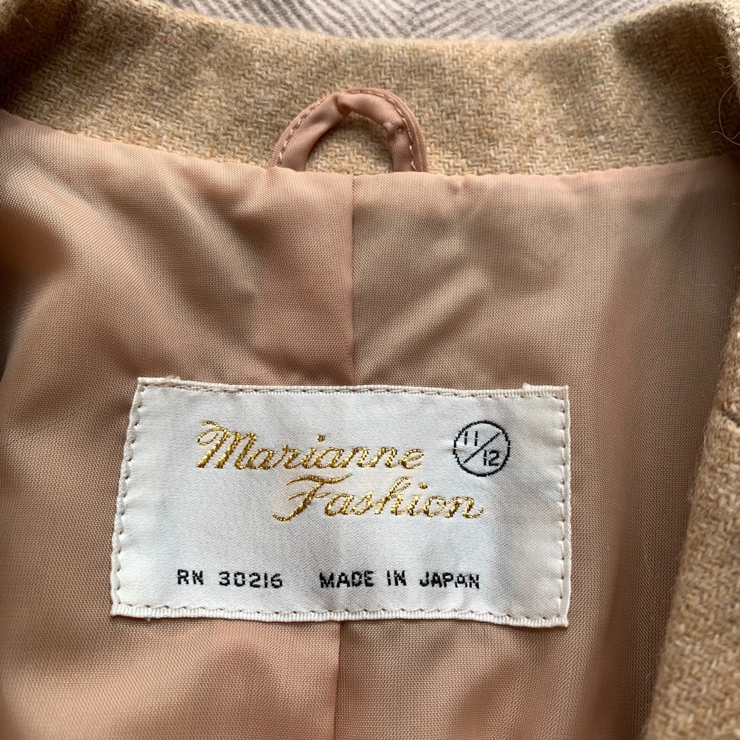Vintage Marianne Fashion Tan Wool Blazer Made in Japan