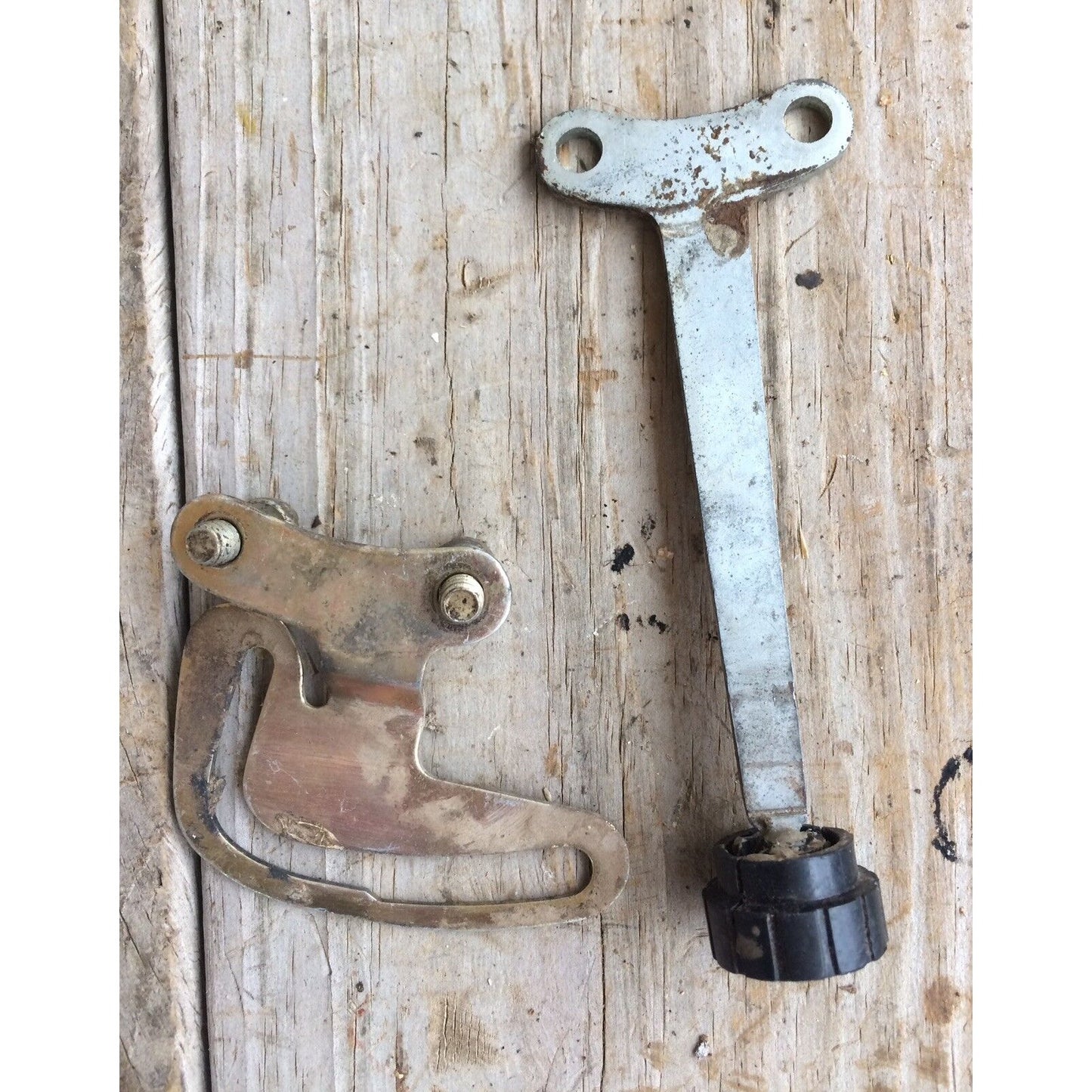 1960s McCulloch 4 HP Outboard Motor Throttle Speed Adjustment Knob ?