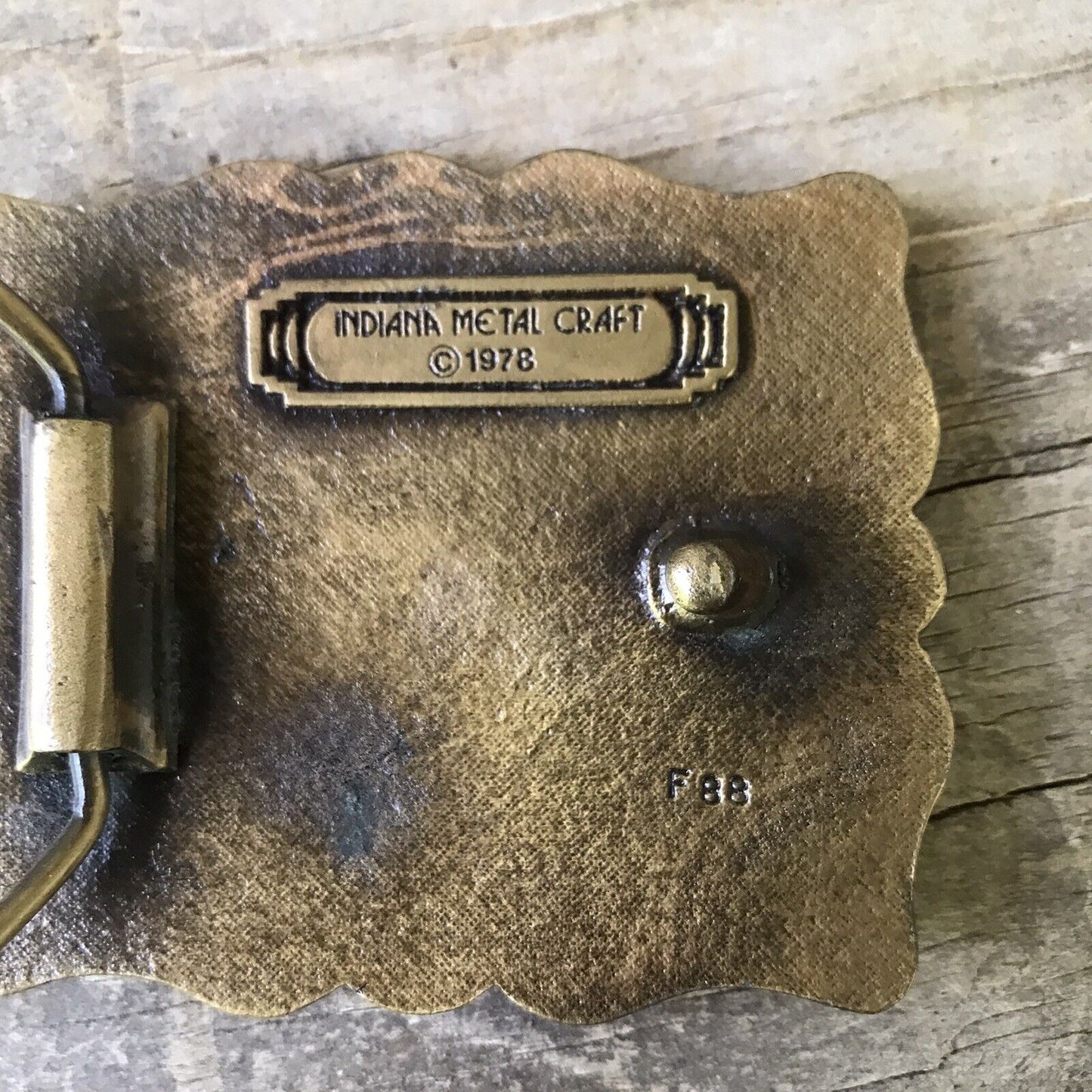 Vintage 1978 Indiana Metal Craft Horse Belt Buckle F88 “Winner’s Circle”