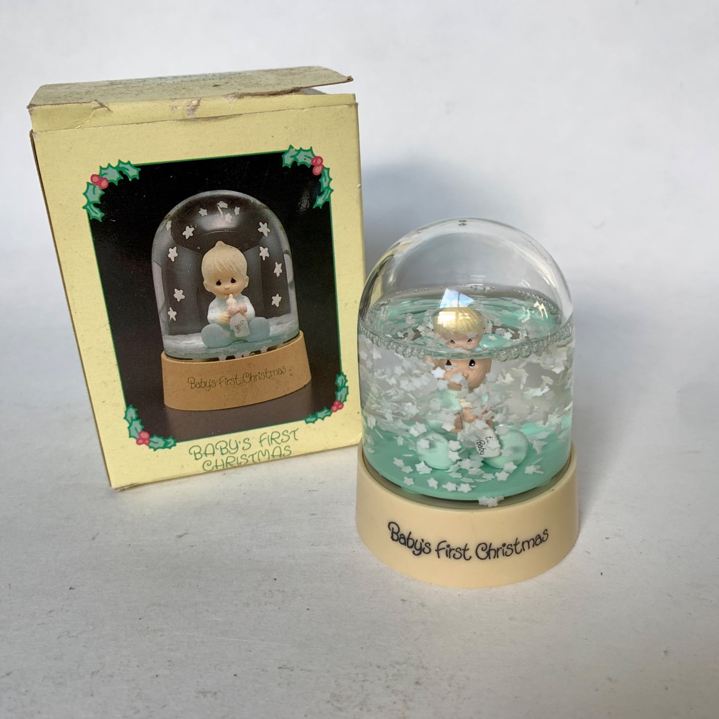 Precious Moments Baby's First Christmas Mini Water Dome Globe 555126