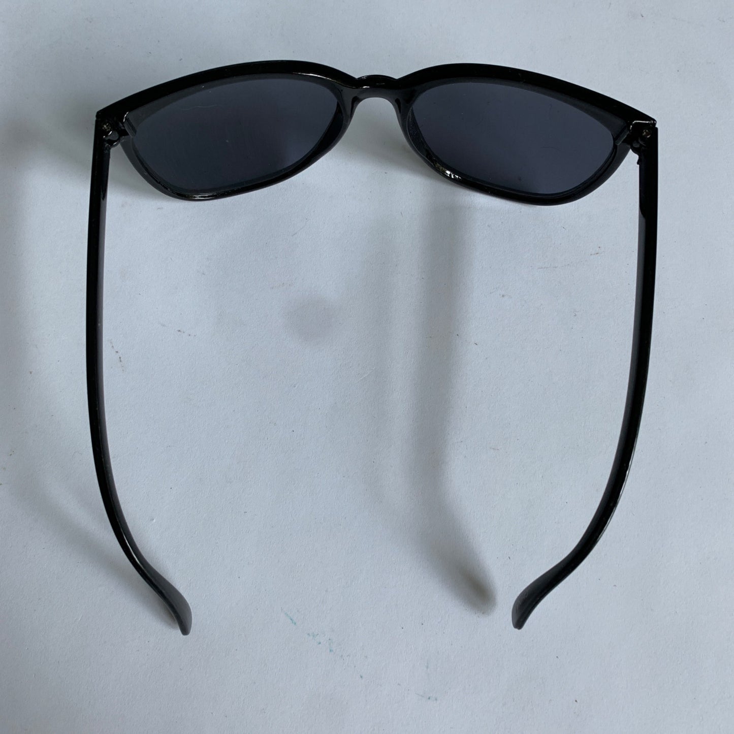 Vintage Men's Black Plastic Lens Sunglasses