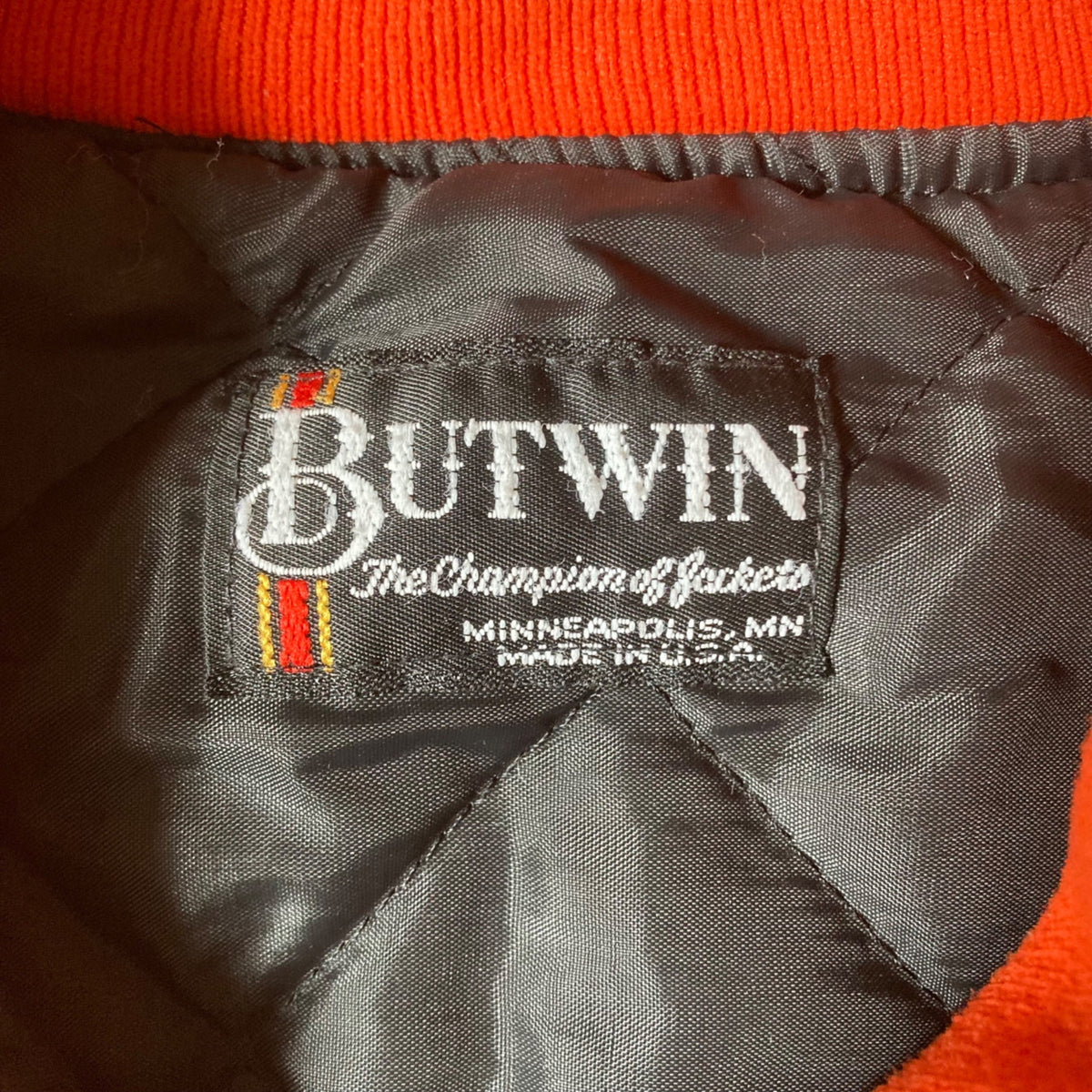 Vintage Ulti-Mate 365 Buck Lure Satin Bomber Jacket by Butwin Sauk City, WI