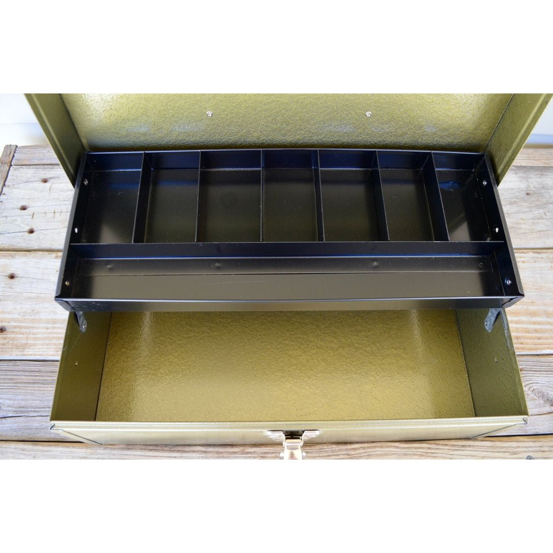 Vintage Park Model 83333 Tool Tackle Box Metal Green EXCELLENT CONDITION!