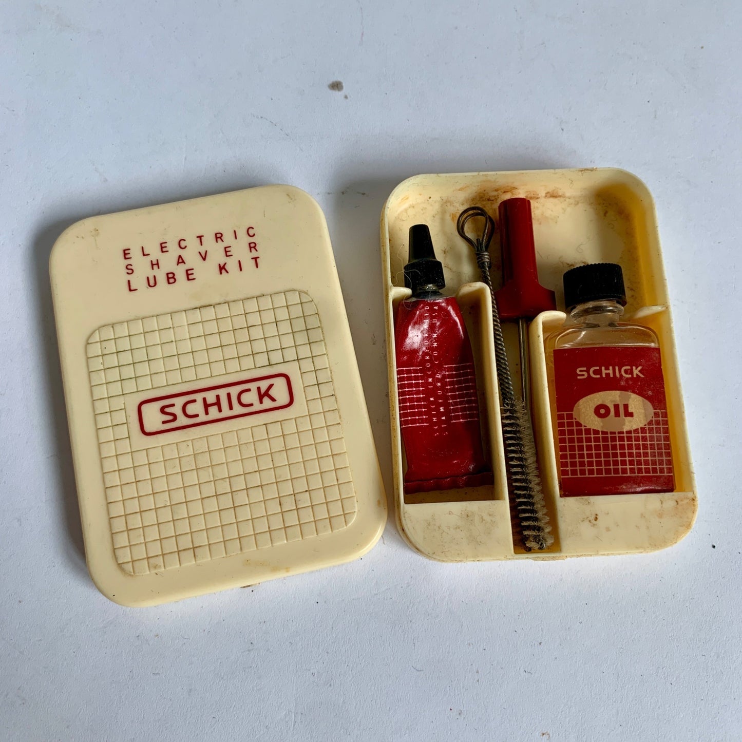 Schick Electric Shaver Lube Kit Vintage