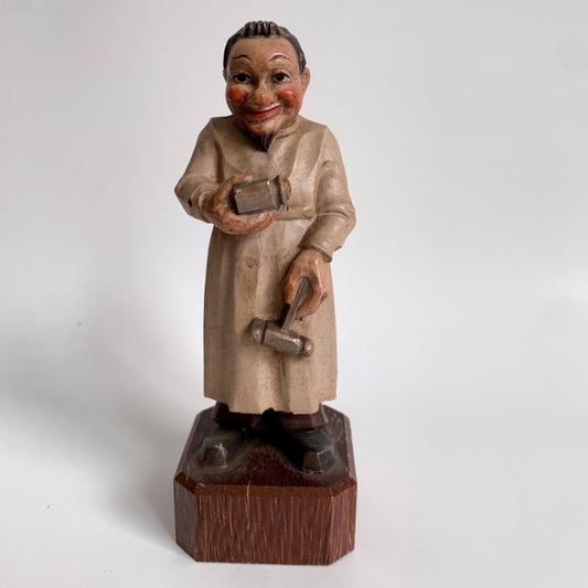 Anri Toriart Psychiatrist 11801/3 Italy Carved Figurine