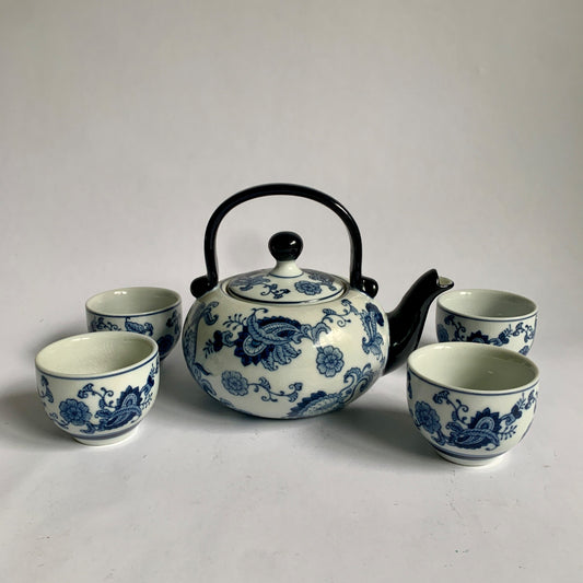 Pier 1 One Imports White Blue Paisley Floral Teapot 4 Cups