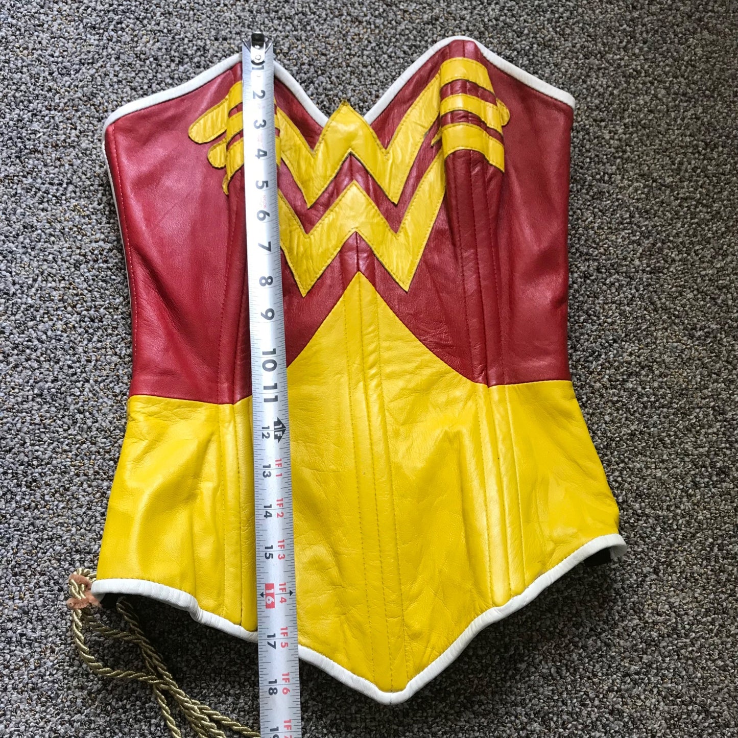 Hour Glass Corsetry Genuine Leather Wonder Woman Corset Size L RARE!