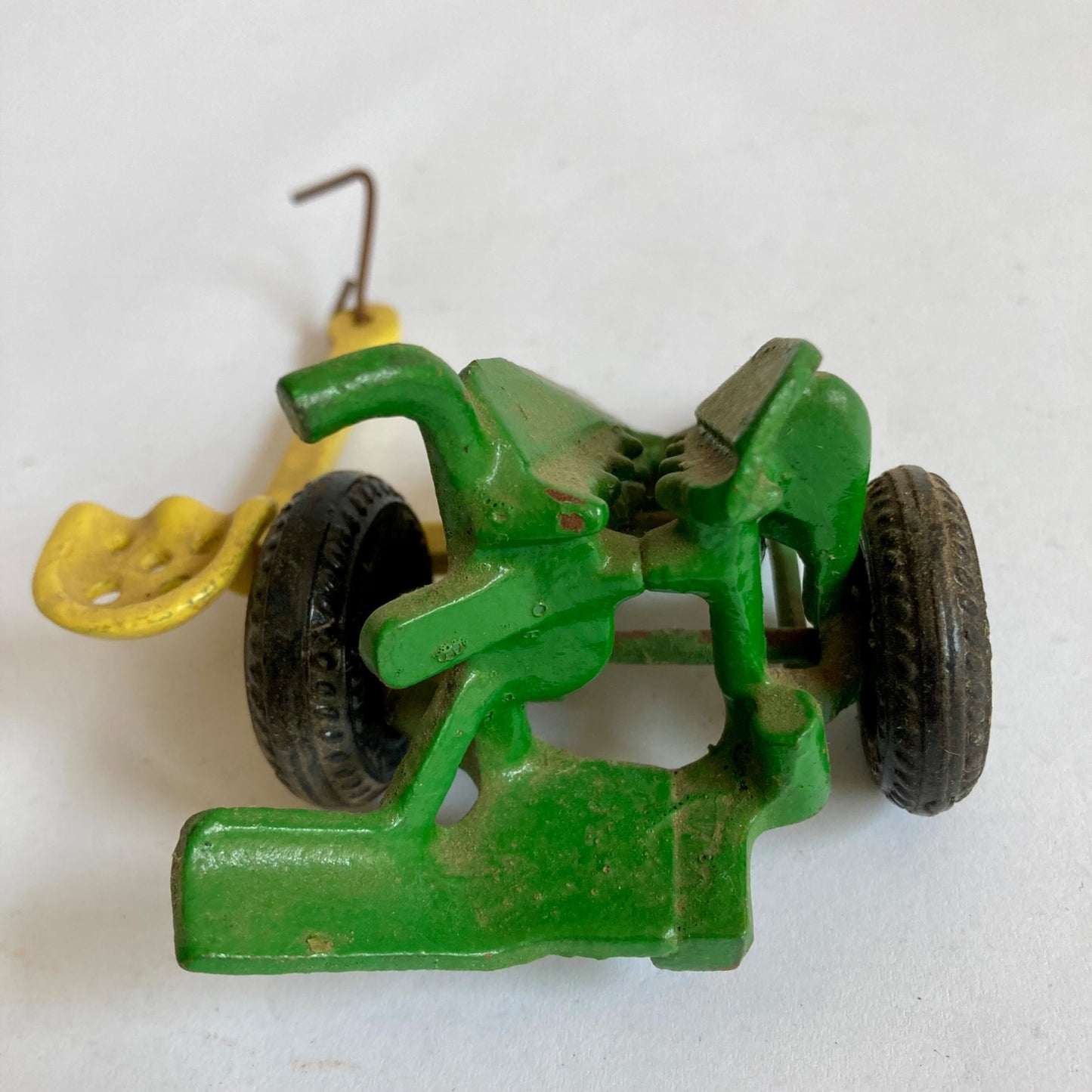 Vintage Arcade #418 Corn Harvester Toy Cast Iron Green/Yellow Farm Implement