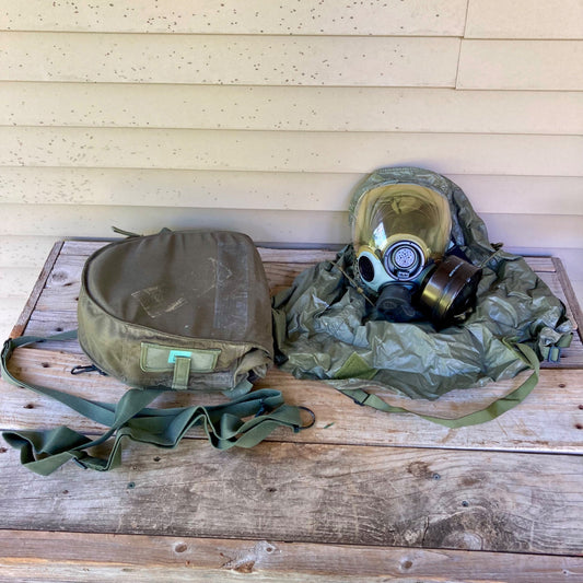 MSA Millennium Full Face Gas Mask Size Large 22940-185 w/ Hood & Carrying Bag