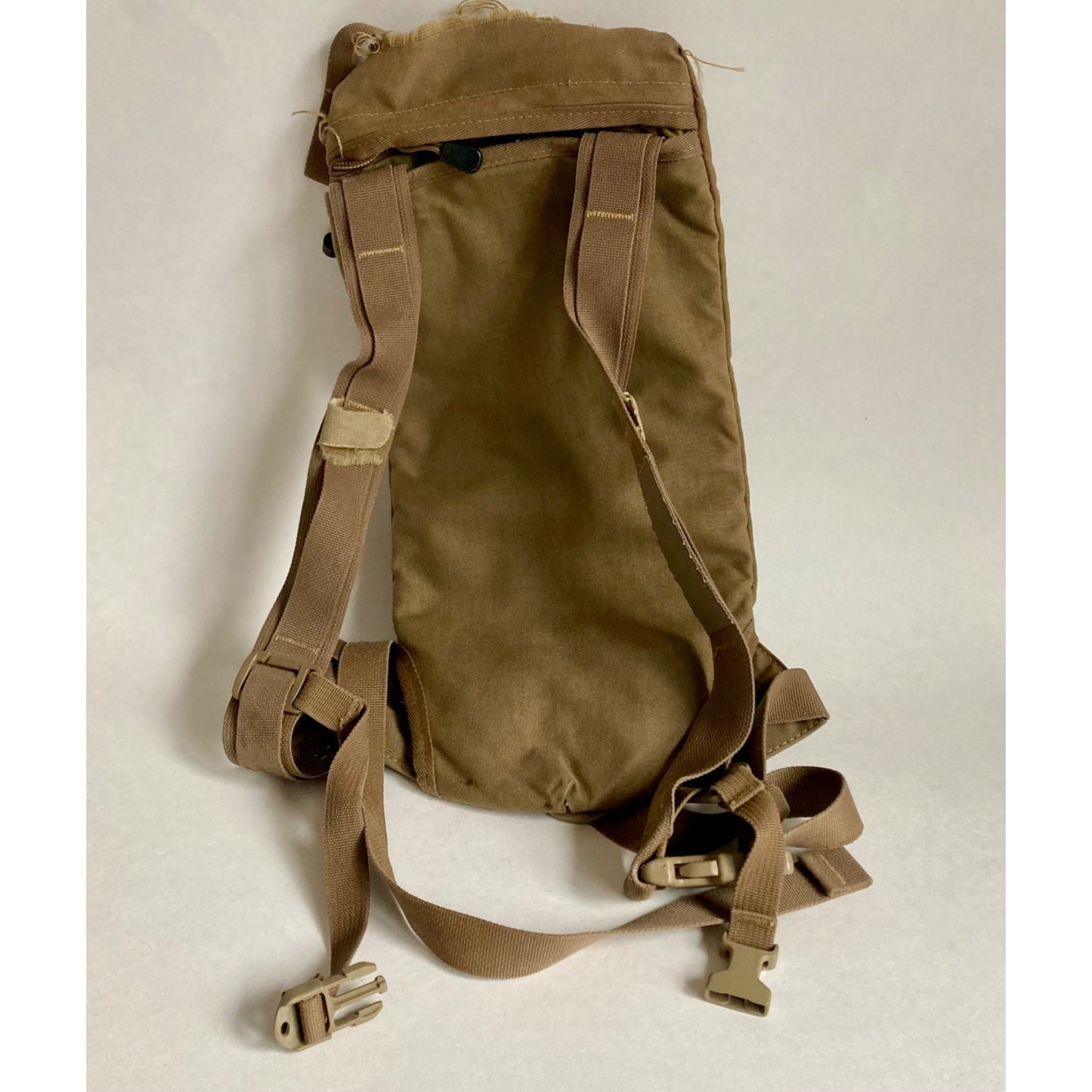 USGI Hydration Carrier Backpack Tan US Military Issue Desert