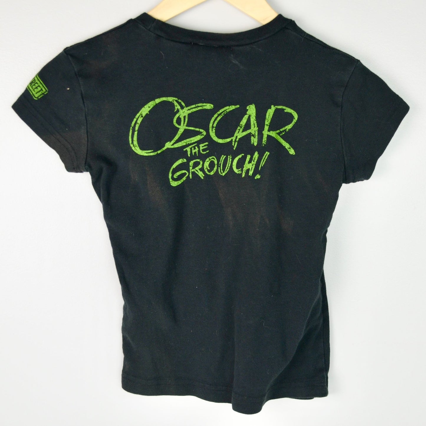 Junk Food Oscar the Grouch Scram Vintage Junior's Small Black Tee